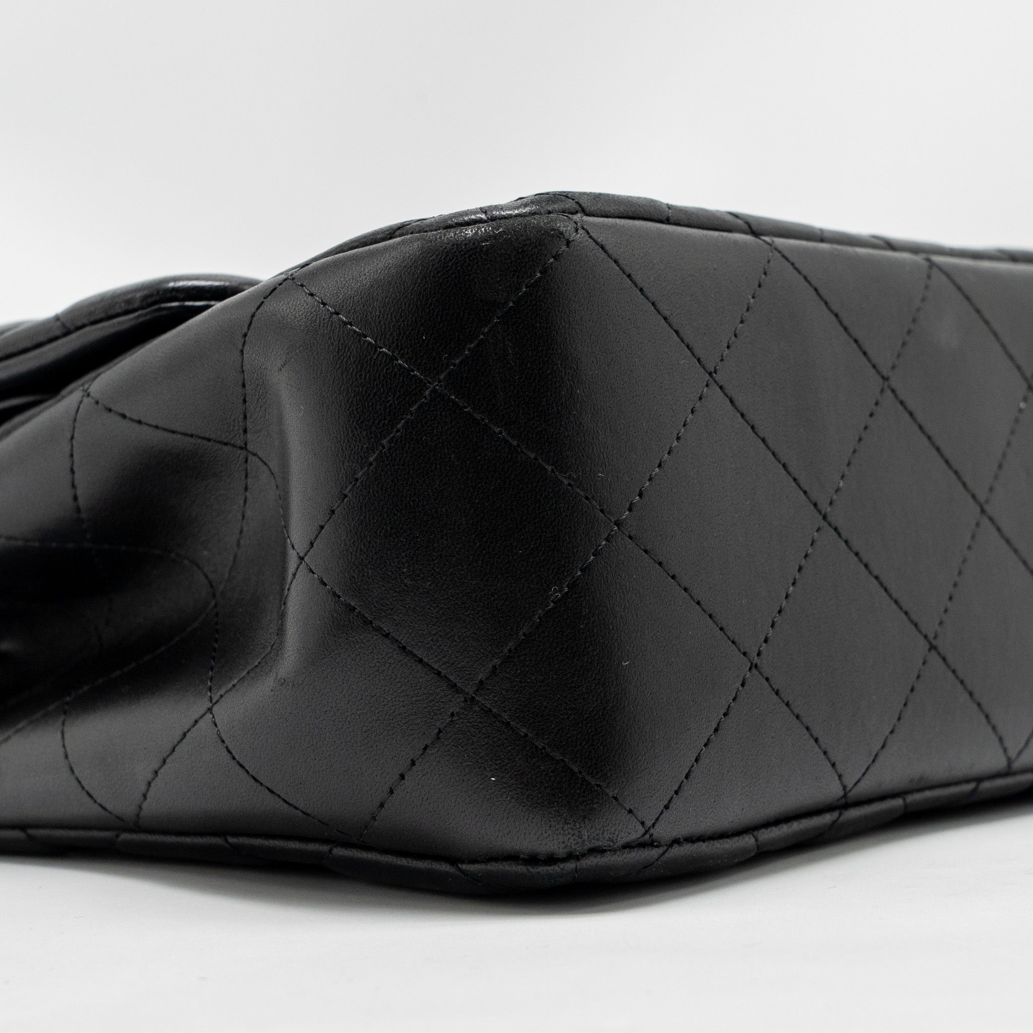 CHANEL JUMBO CLASSIC DOUBLE FLAP BAG LAMBSKIN SO BLACK