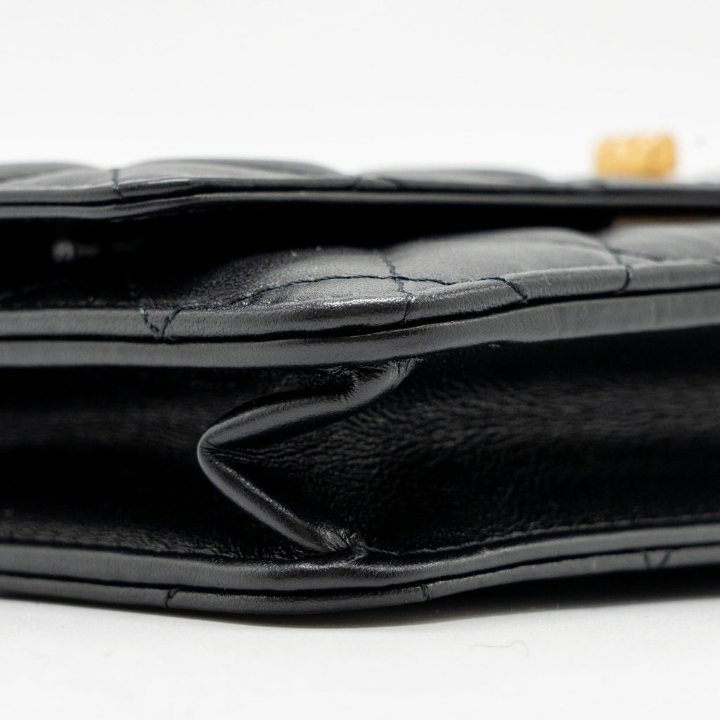 CHANEL 2.55 REISSUE WALLET ON CHAIN LAMBSKIN BLACK GHW (MICROCHIP)