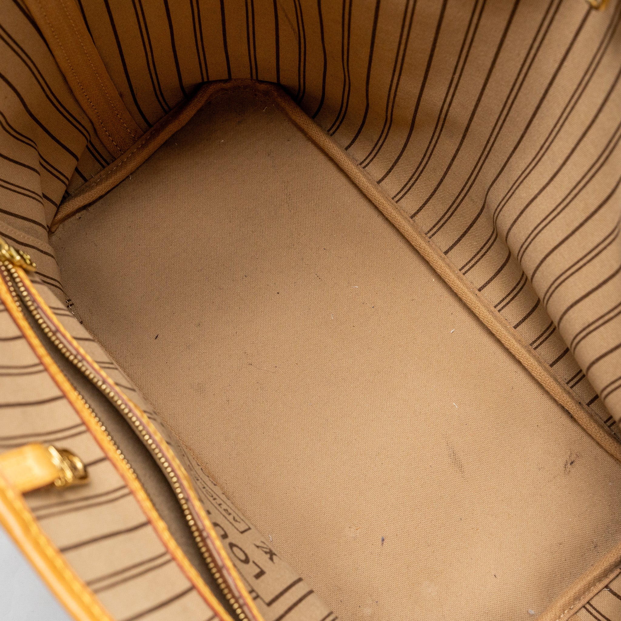 LOUIS VUITTON NEVERFULL MM MONOGRAM CANVAS GHW