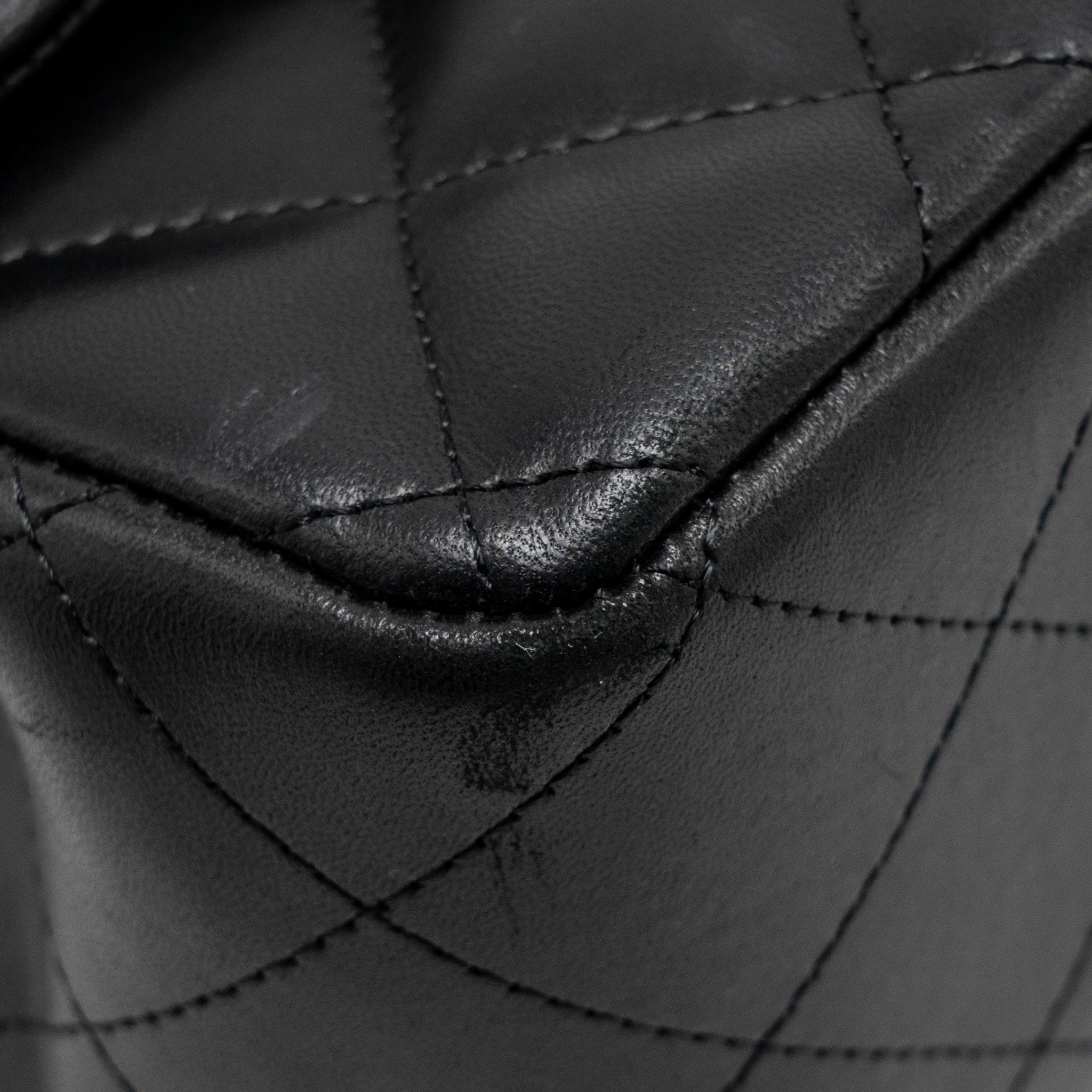 CHANEL JUMBO CLASSIC DOUBLE FLAP BAG LAMBSKIN SO BLACK