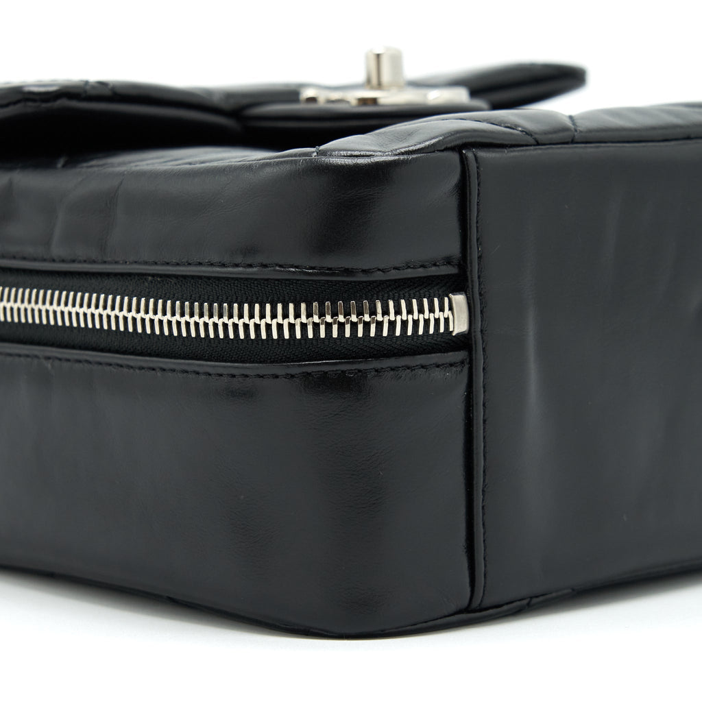 CHANEL QUILTED VERTICAL TOP HANDLE BAG CALFSKIN BLACK SHW