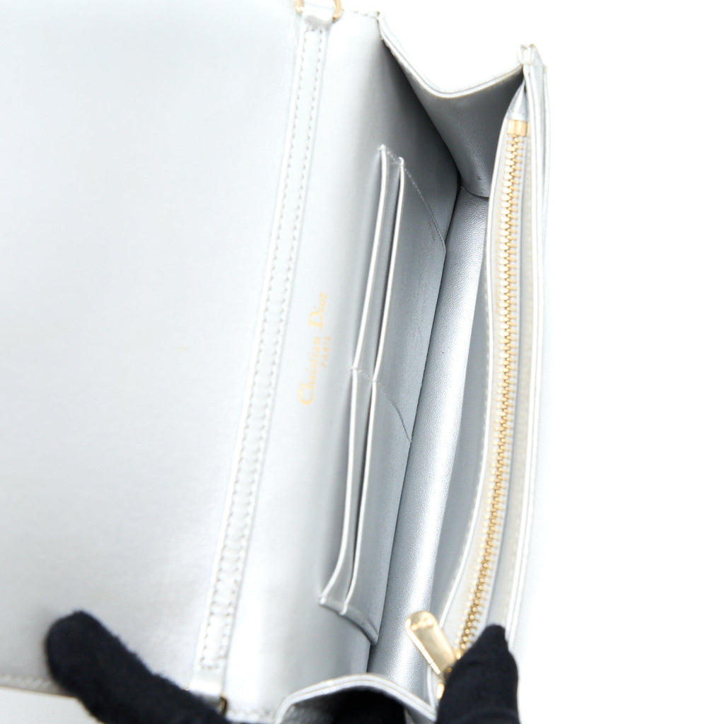 DIOR DIORAMA WALLET ON CHAIN CALFSKIN SILVER LGHW