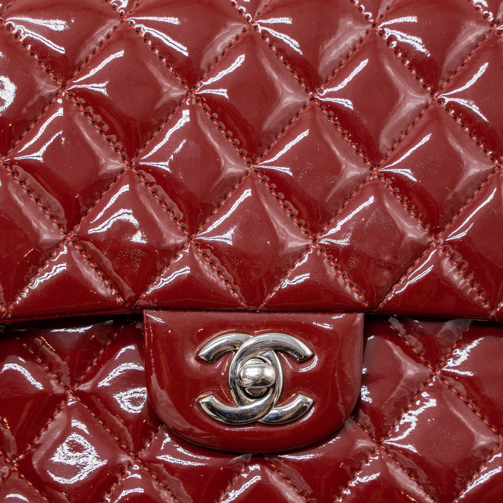 CHANEL MEDIUM CLASSIC DOUBLE FLAP BAG PATENT RED SHW