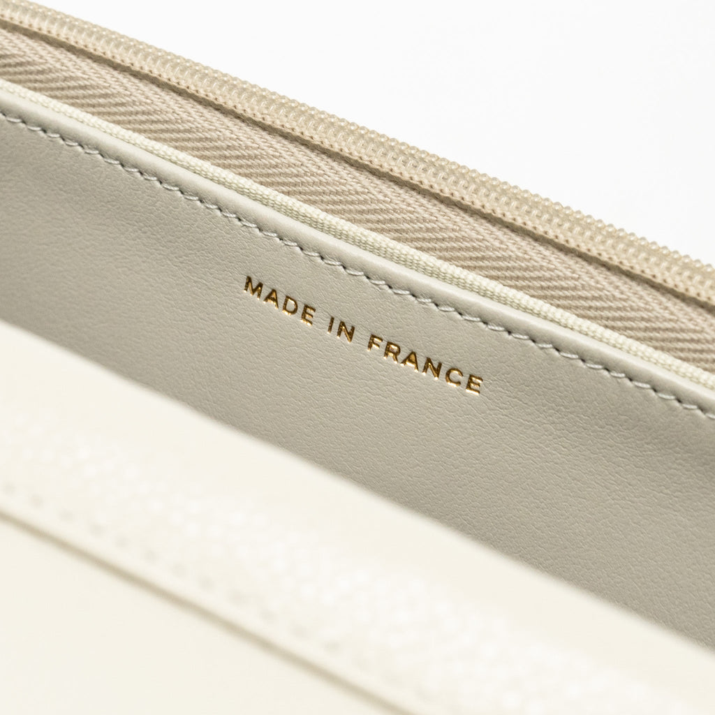 CHANEL CLASSIC WALLET ON CHAIN CAVIAR CREAMY WHITE LGHW(MICROCHIP)