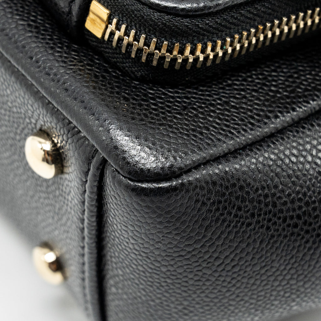 CHANEL SMALL BUSINESS AFFINITY CAVIAR BLACK LGHW (MICROCHIP)