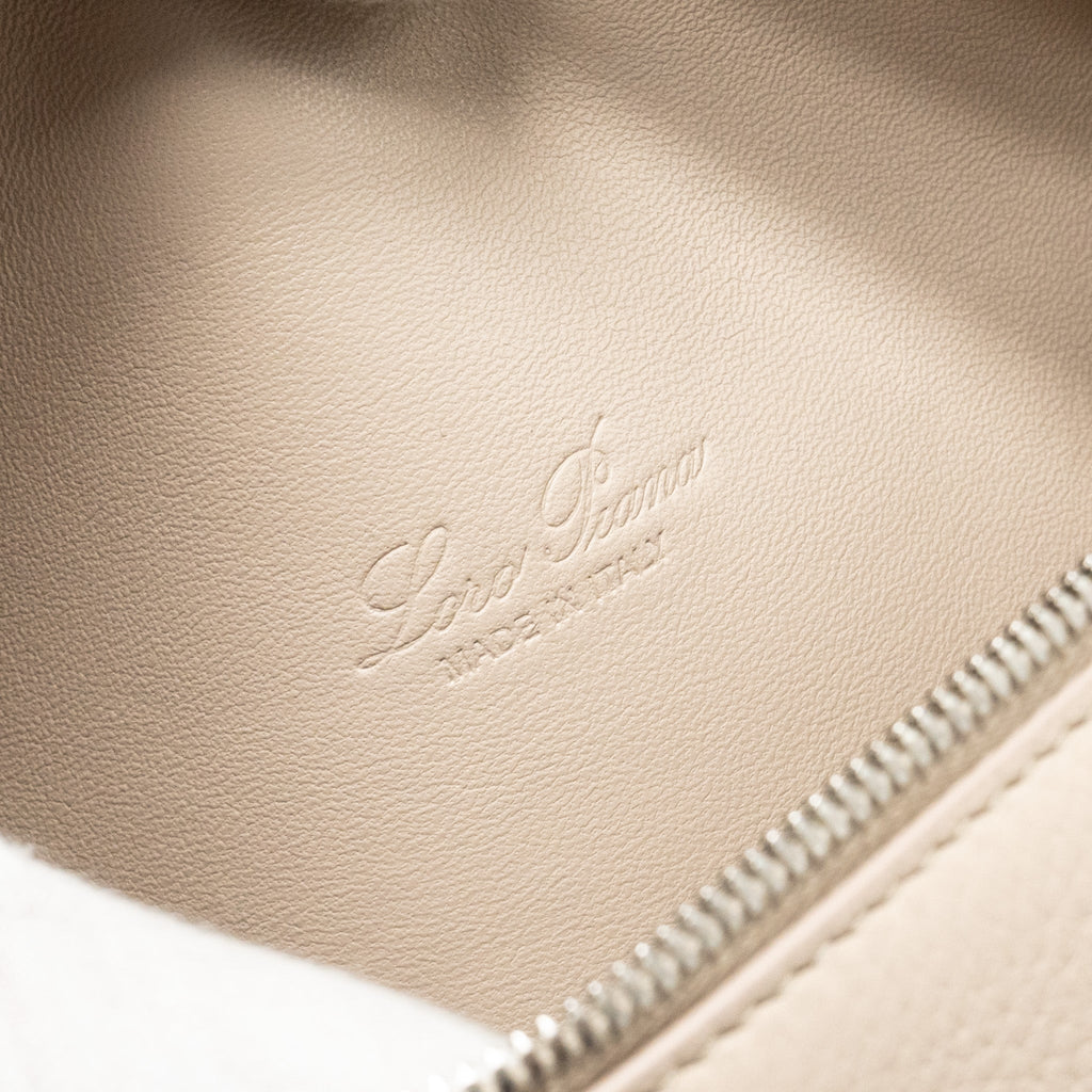 LORO PIANA EXTRA POCKET L19 GRAINED CALFSKIN WHISPER WHITE SHW