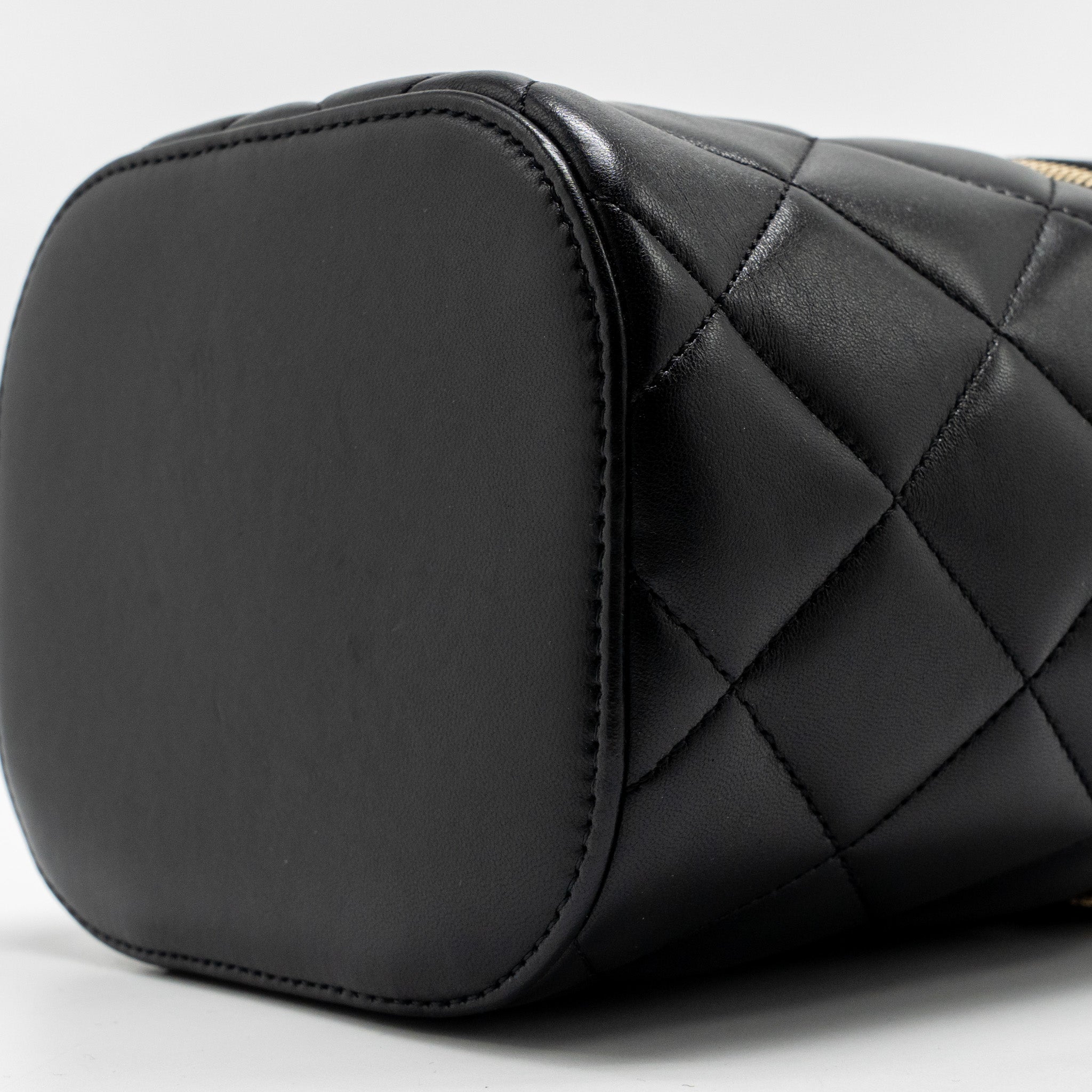CHANEL TRENDY CC ROUND VANITY CASE CROSSBODY BAG LAMBSKIN BLACK LGHW