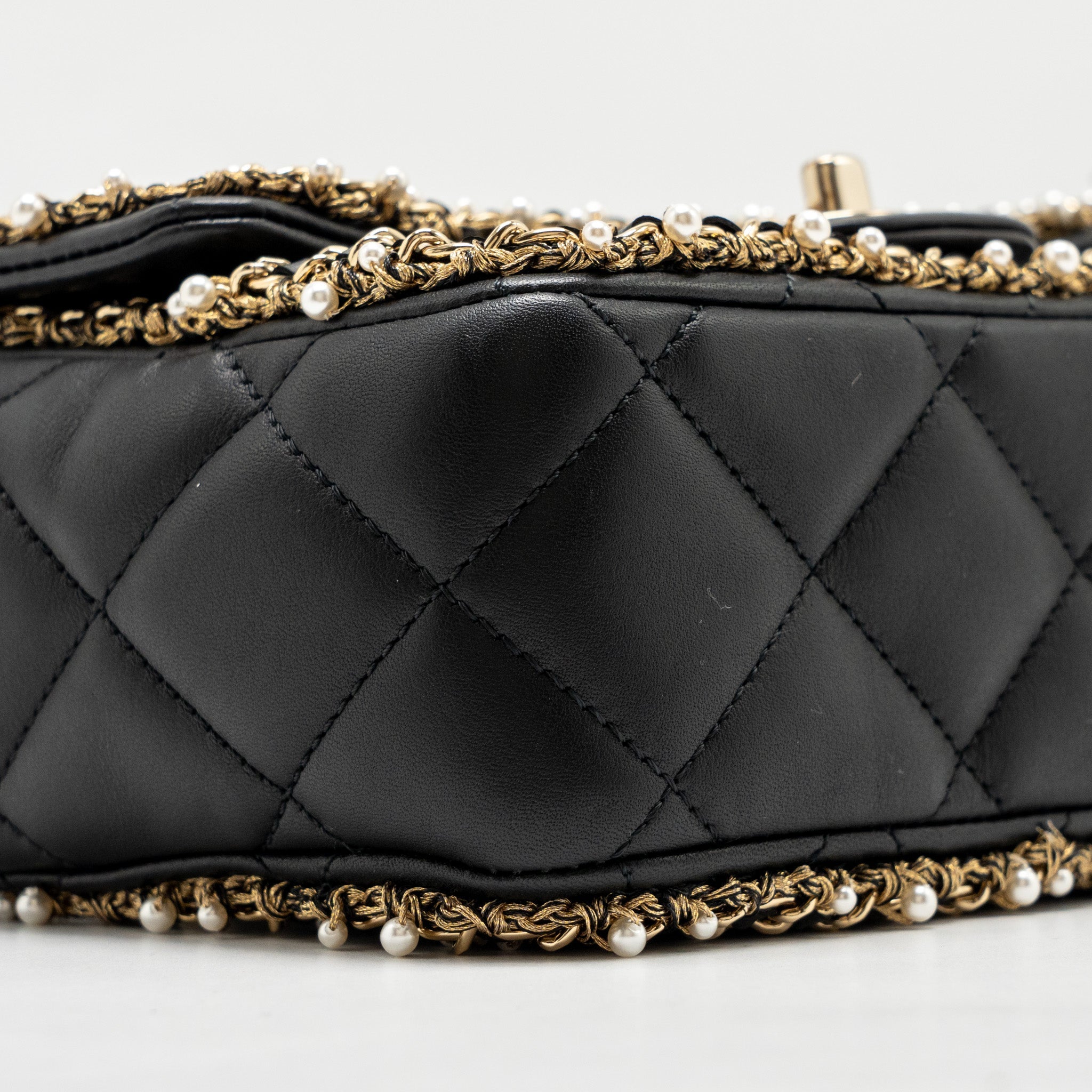 CHANEL PEARL DETAILED EDGE MINI FLAP BAG LAMBSKIN BLACK LGHW (MICROCHIP)