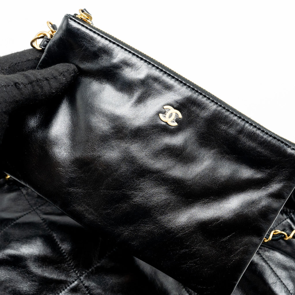 CHANEL SMALL 22 BAG CALFSKIN BLACK WITH GHW (MICROCHIP)