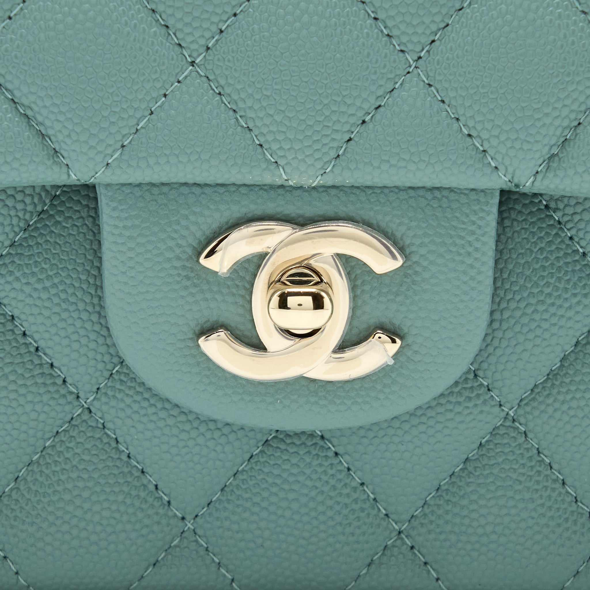 CHANEL 22C SMALL CLASSIC DOUBLE FLAP BAG CAVIAR NG124 GREYISH GREEN LGHW (MICROCHIP)