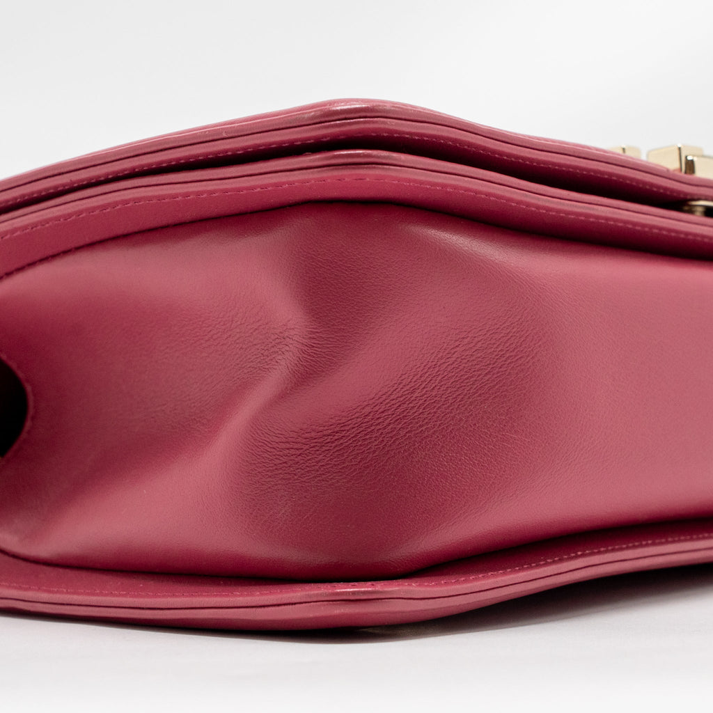 CHANEL MEDIUM BOY BAG FABRIC / LEATHER PINK LGHW