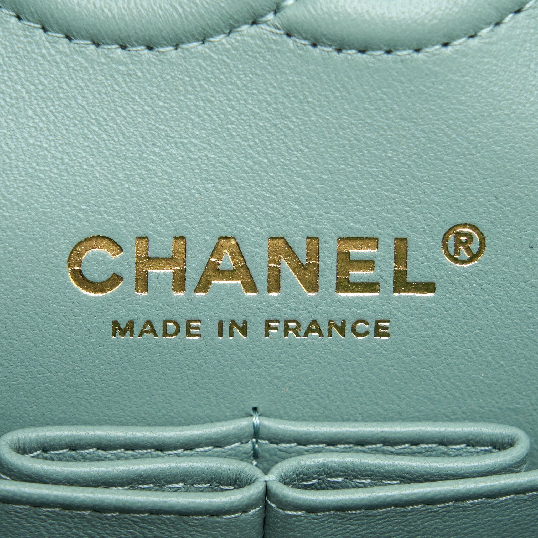 CHANEL 22C SMALL CLASSIC DOUBLE FLAP BAG CAVIAR NG124 GREYISH GREEN LGHW (MICROCHIP)