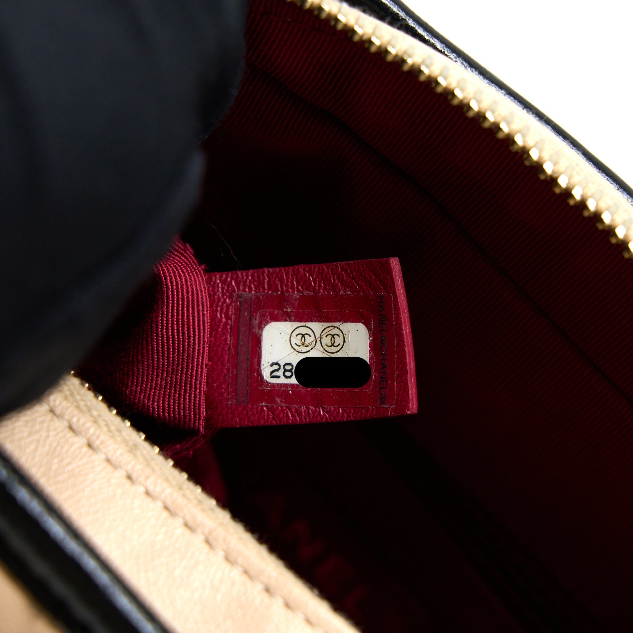 CHANEL SMALL GABRIELLE BAG AGED CALFSKIN BEIGE/BLACK MULTICOLOUR HARDWARE