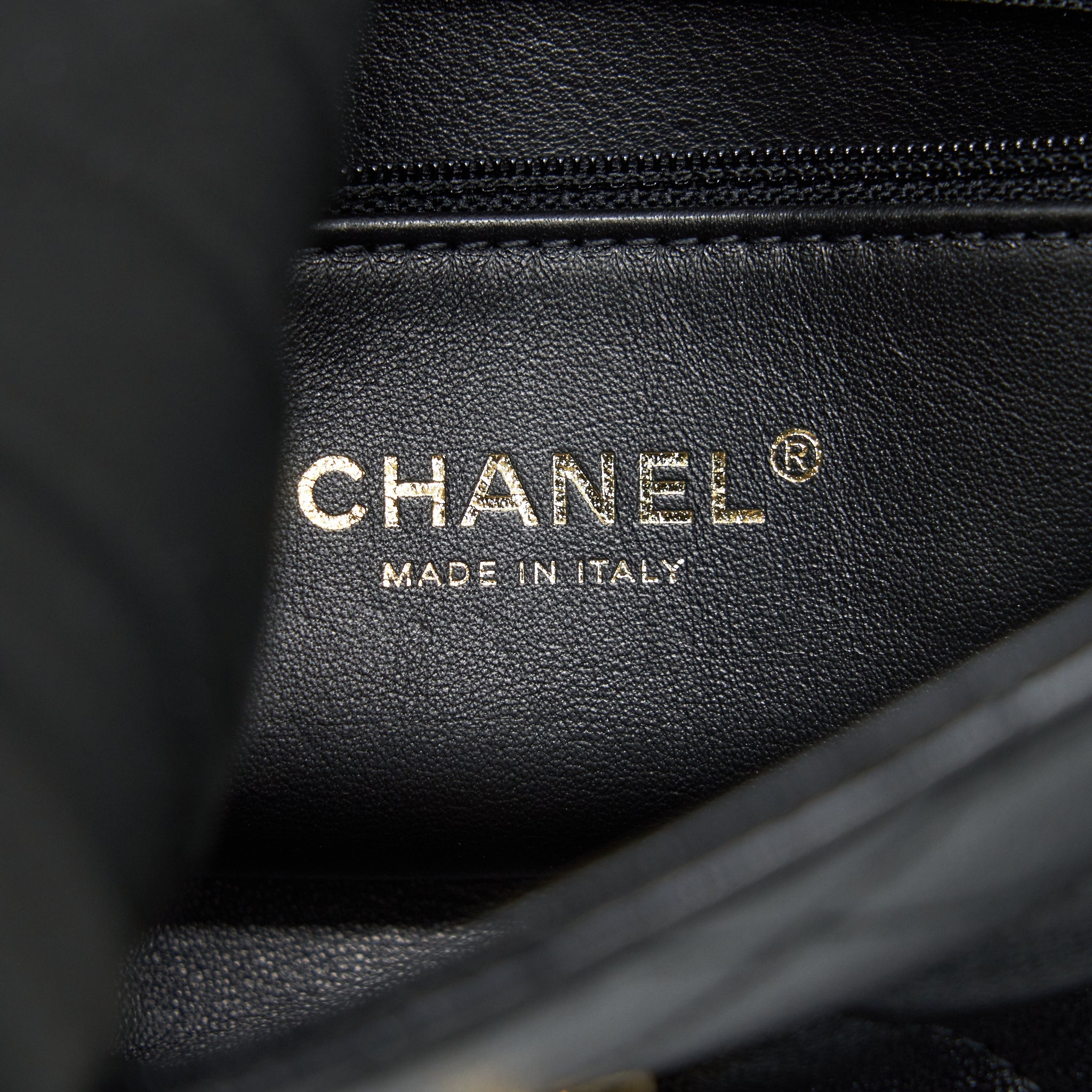 CHANEL SHINY LAMBSKIN FLAP BAG BLACK GHW