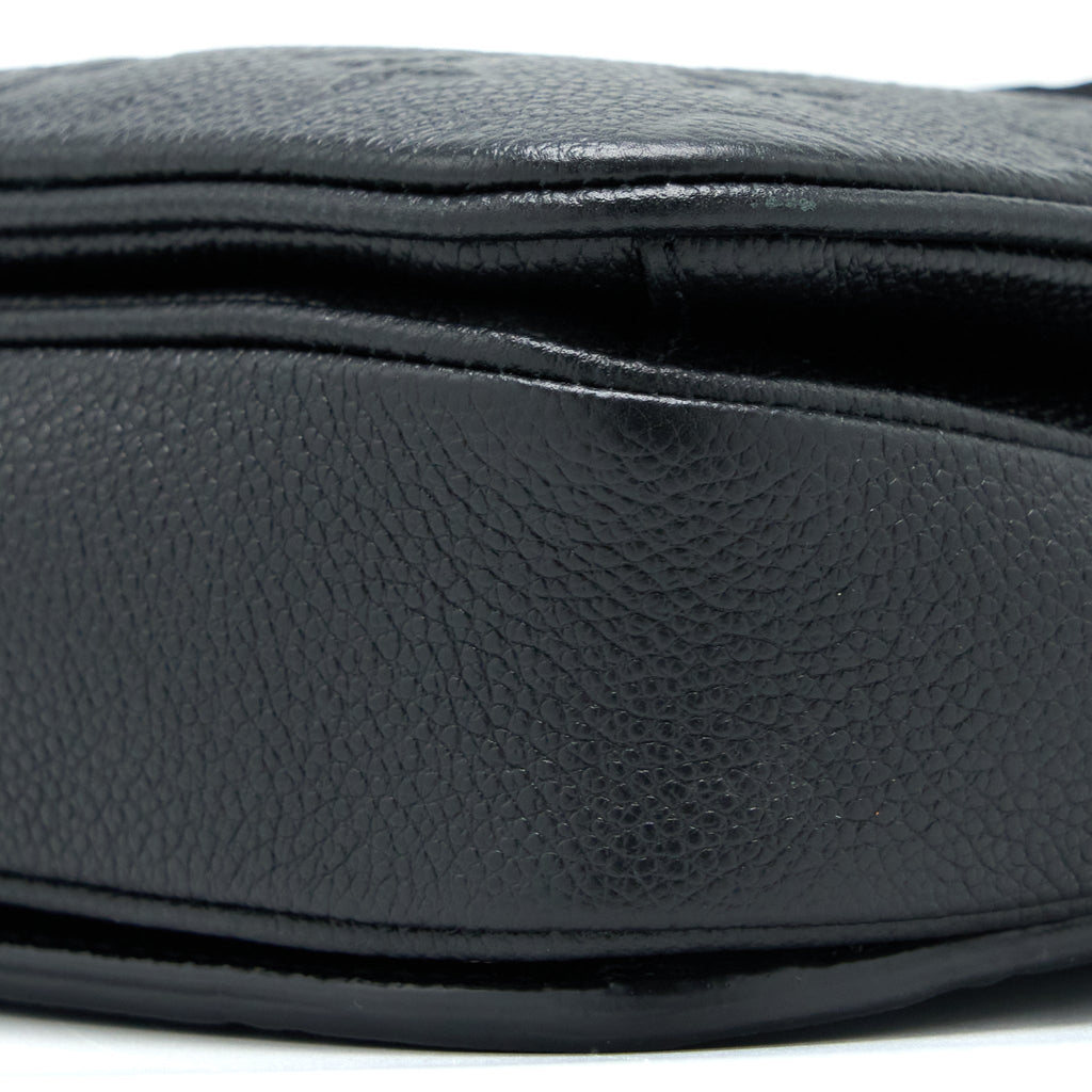 LOUIS VUITTON POCHETTE METIS MONOGRAM EMPRIENTE BLACK GHW