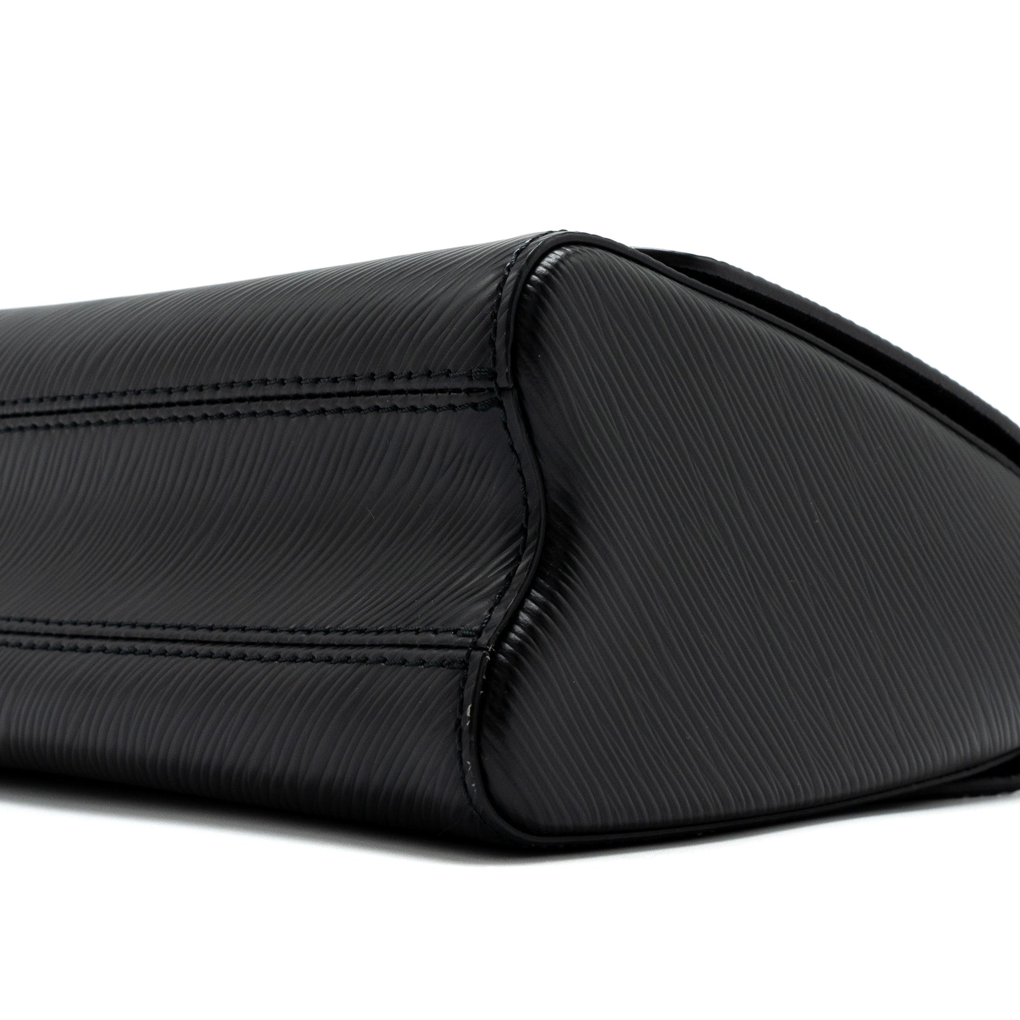 LOUIS VUITTON TWIST MM EPI BLACK GHW