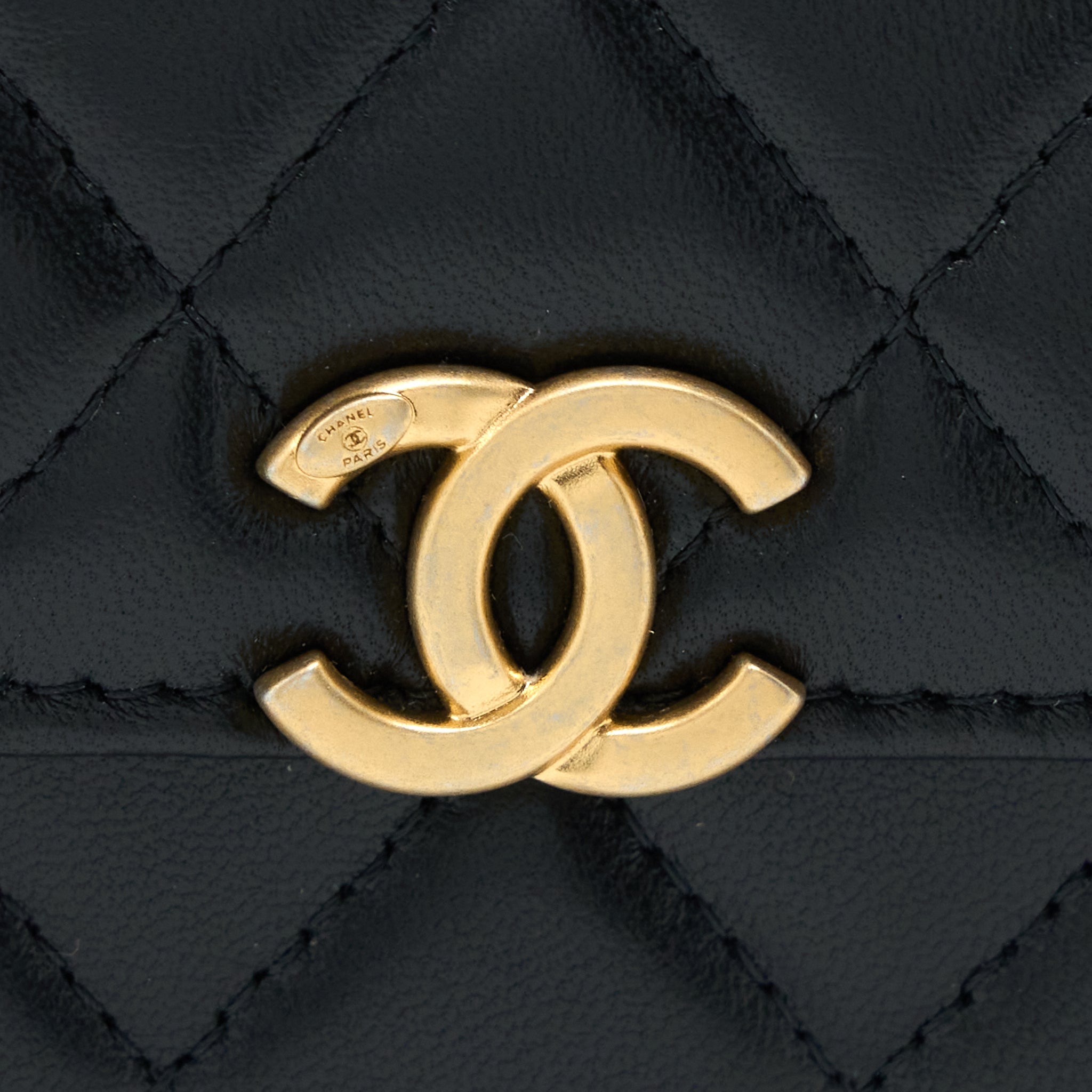 CHANEL 22B FLAP BAG WITH ENAMEL TOP HANDLE LAMBSKIN BLACK GHW
