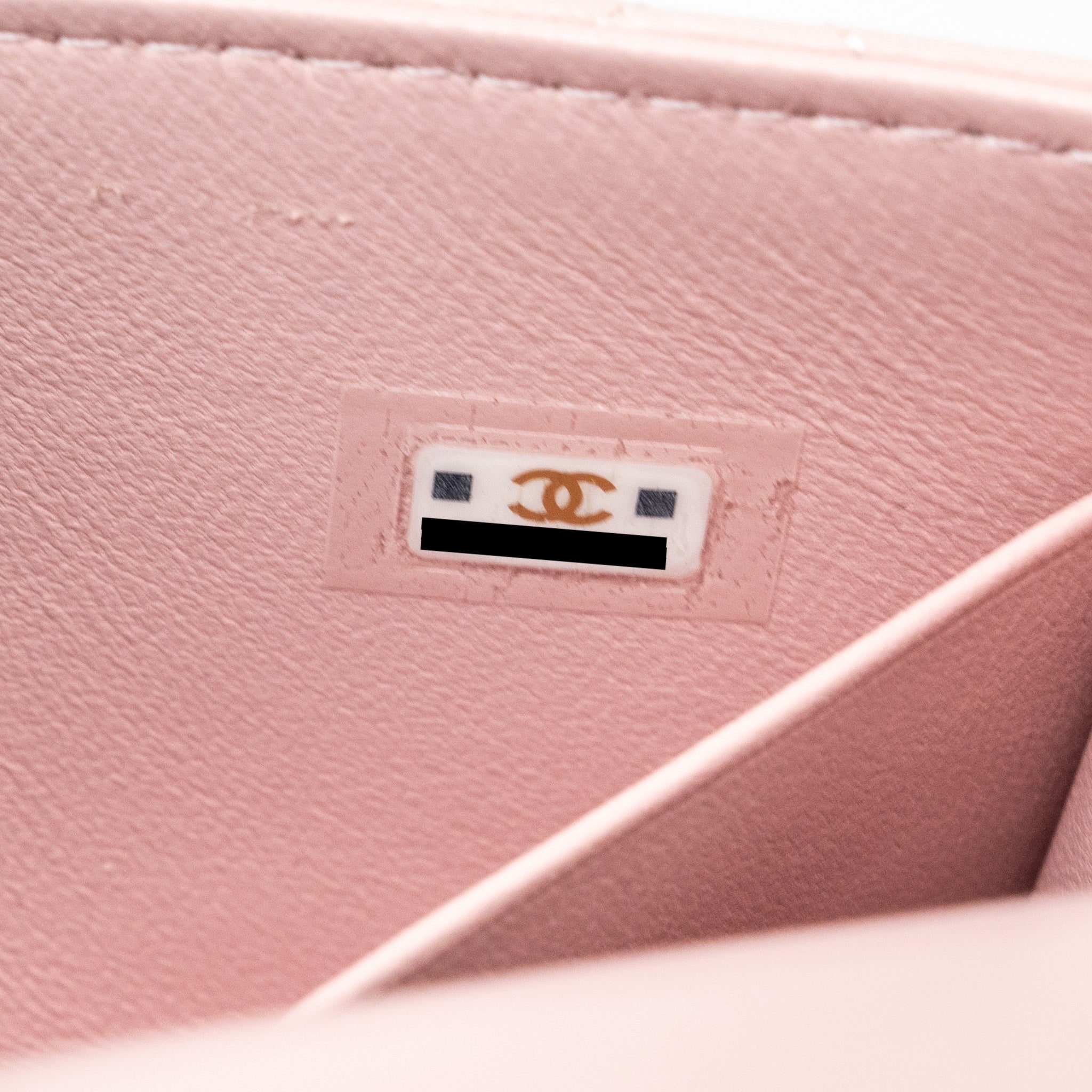 CHANEL 22B FLAP BAG WITH ENAMEL TOP HANDLE LAMBSKIN LIGHT PINK GHW (MICROCHIP)