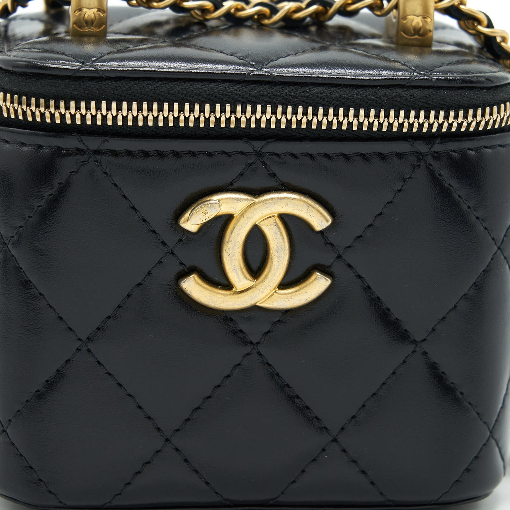 CHANEL 21A GOLD CRUSH MINI VANITY CASE CALFSKIN BLACK GHW