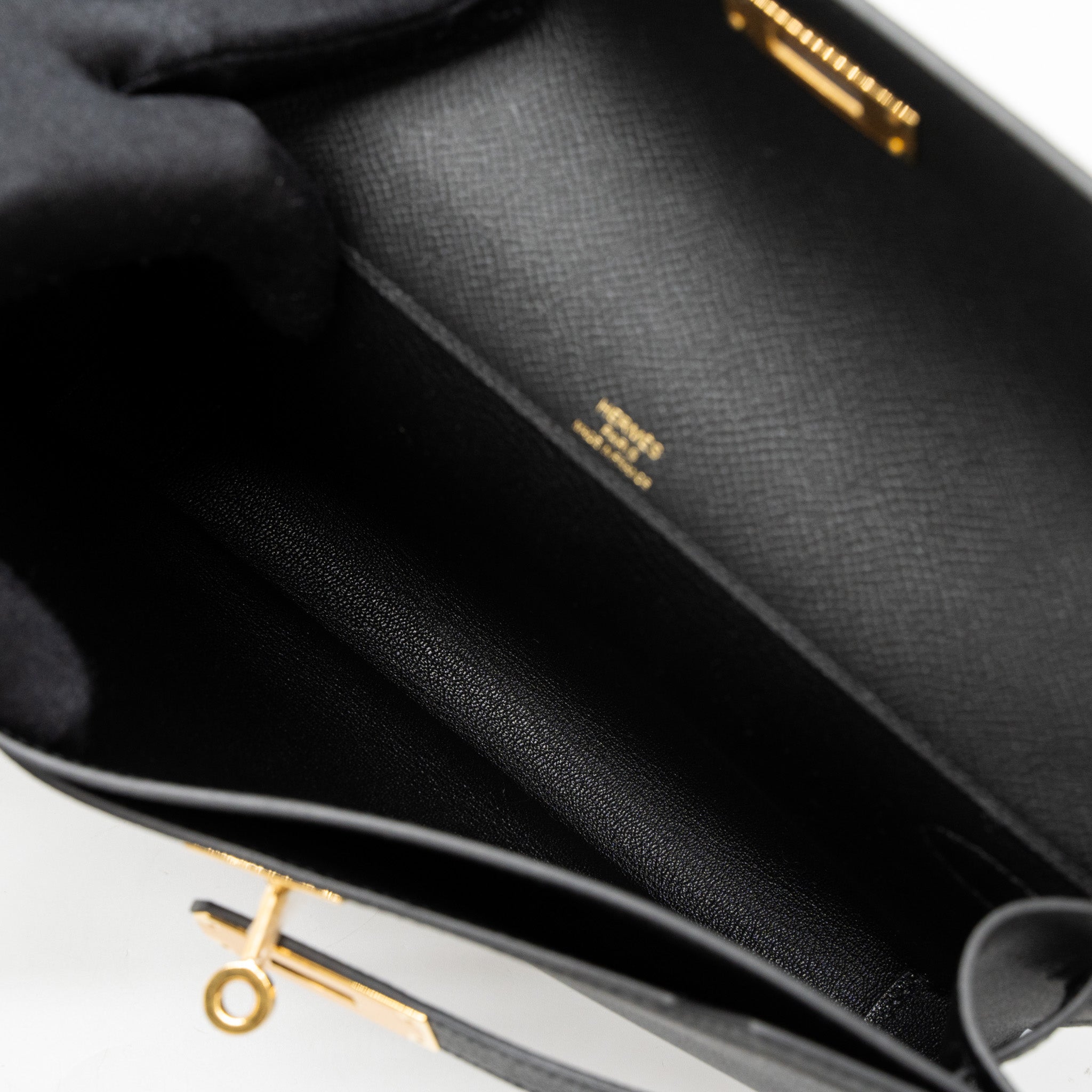 HERMES POCHETTE KELLY DEPECHES 25 EPSOM BLACK GHW