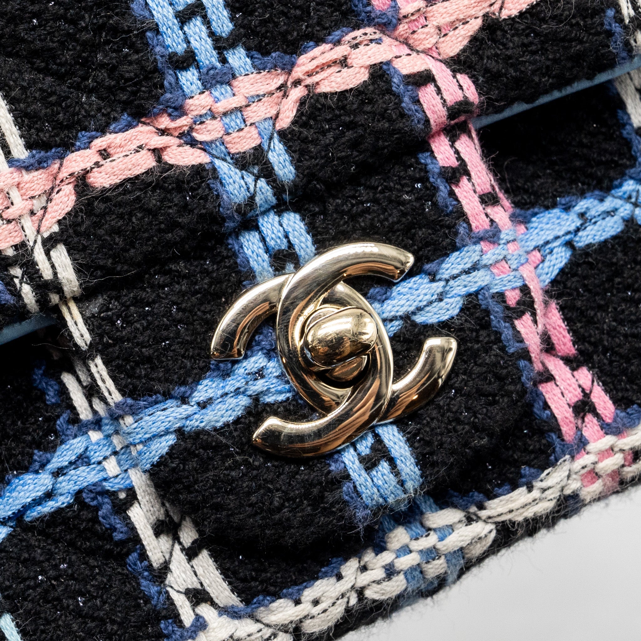 CHANEL MINI RECTANGULAR FLAP BAG TWEED BLACK MULTICOLOUR LGHW (MICROCHIP)