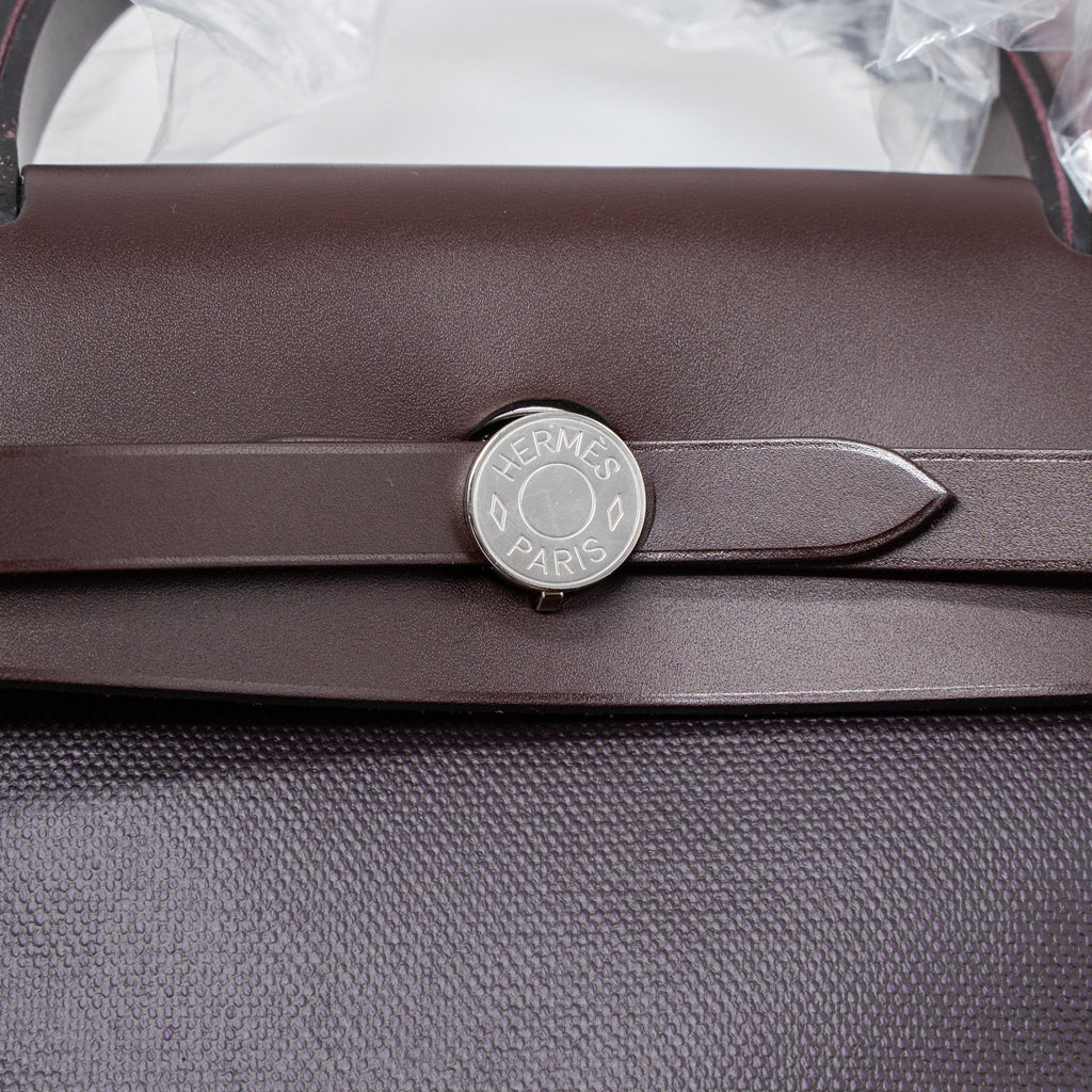 HERMES HERBAG 31 ZIP BAG TOILE H BERLINE CANVAS/VACHE HUNTER CASSIS/BLACK/ROUGE SELLIER SHW