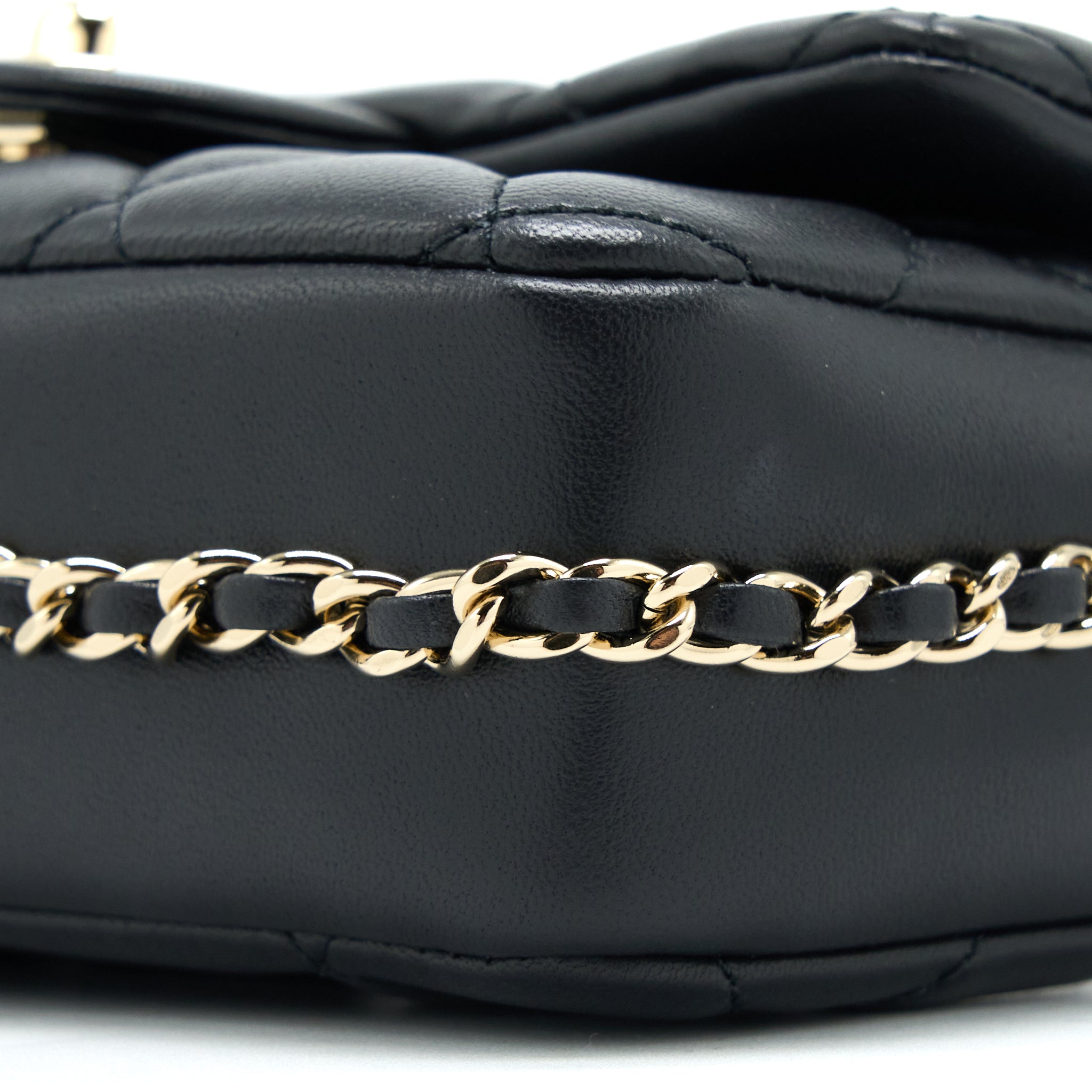 CHANEL PEARL CHAIN FLAP BAG QUILTED LAMBSKIN BLACK LGHW
