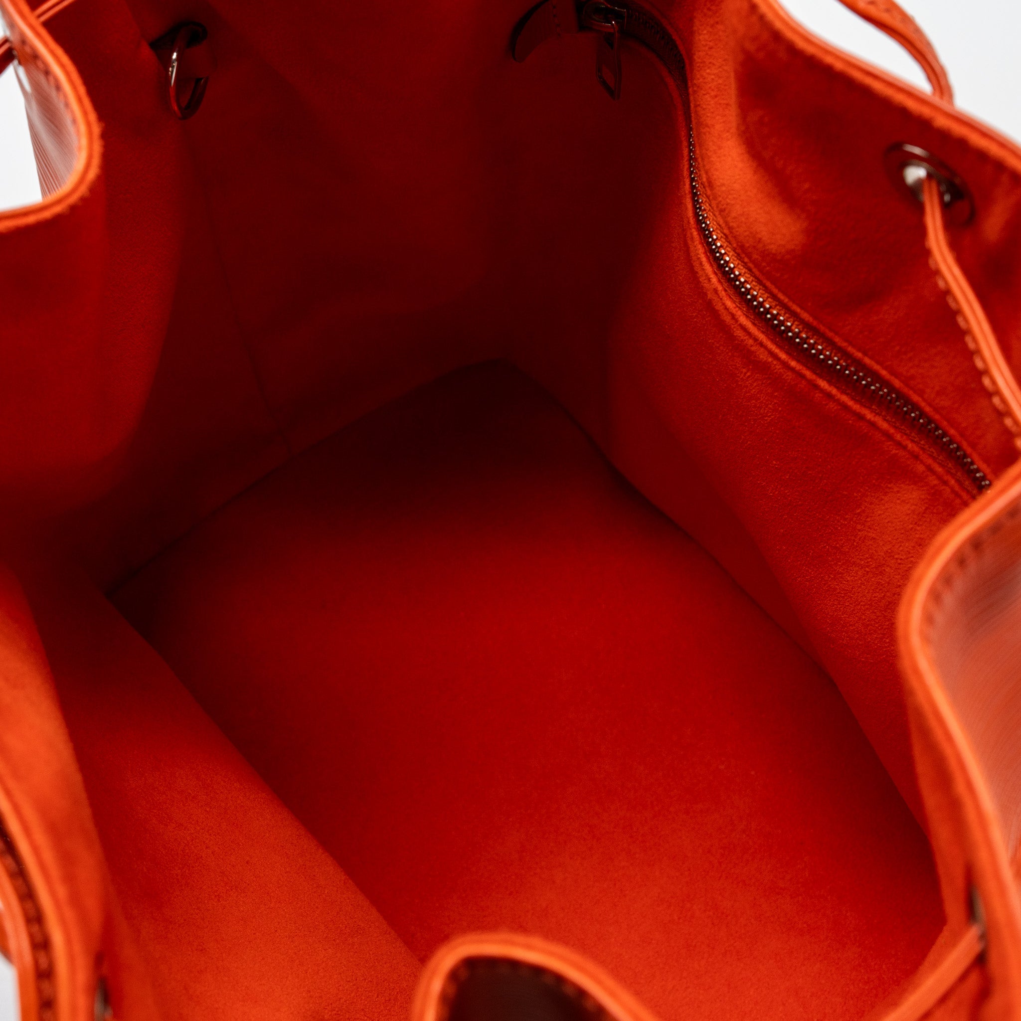 LOUIS VUITTON PETIT NOE EPI ORANGE SHW