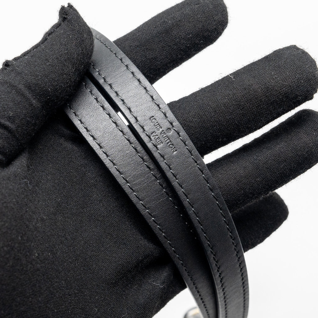 LOUIS VUITTON NEONOE MONOGRAM CANVAS BLACK GHW