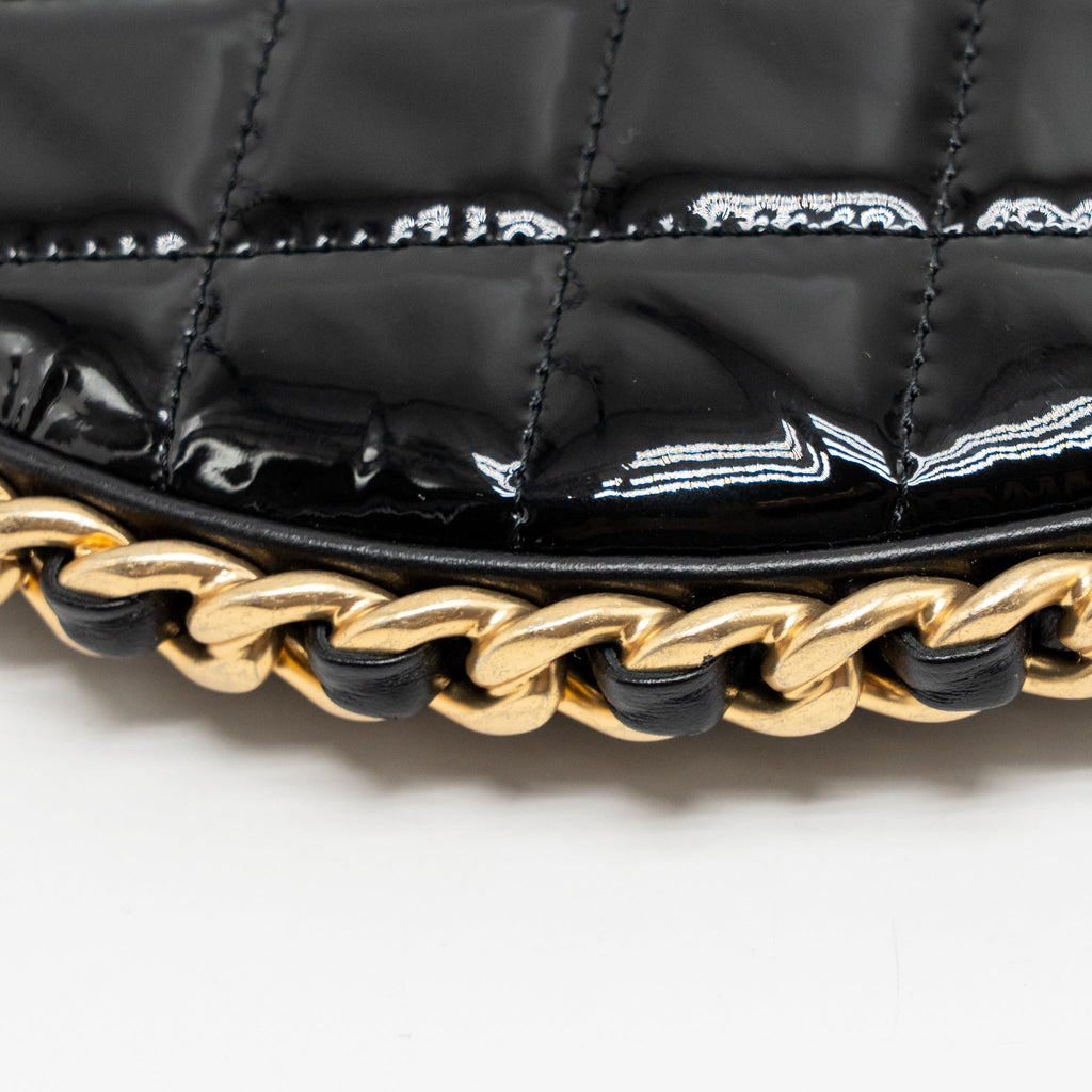 CHANEL 23K HOOP BAG PATENT LEATHER BLACK GHW (MICROCHIP)