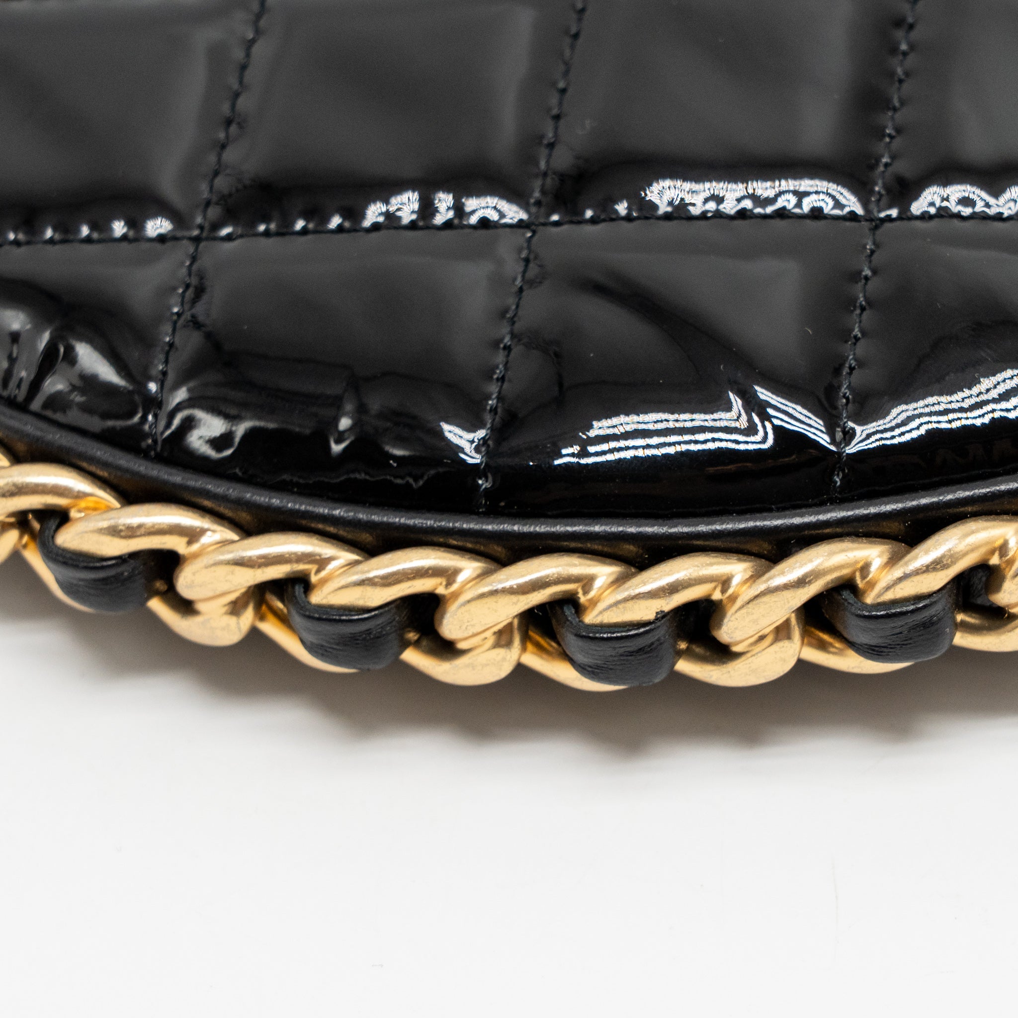 CHANEL 23K HOOP BAG PATENT LEATHER BLACK GHW (MICROCHIP)