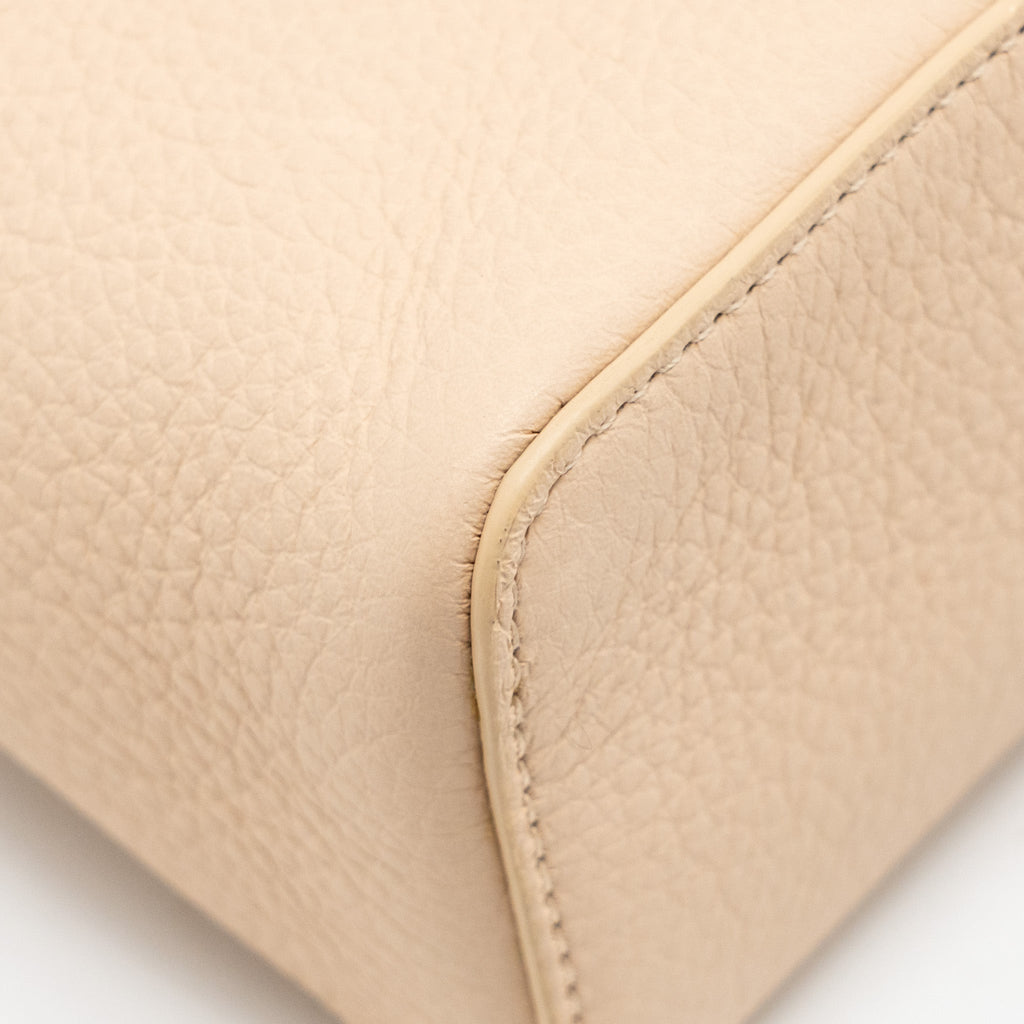 LORO PIANA EXTRA POCKET L19 GRAINED CALFSKIN LIGHT PINK SHW