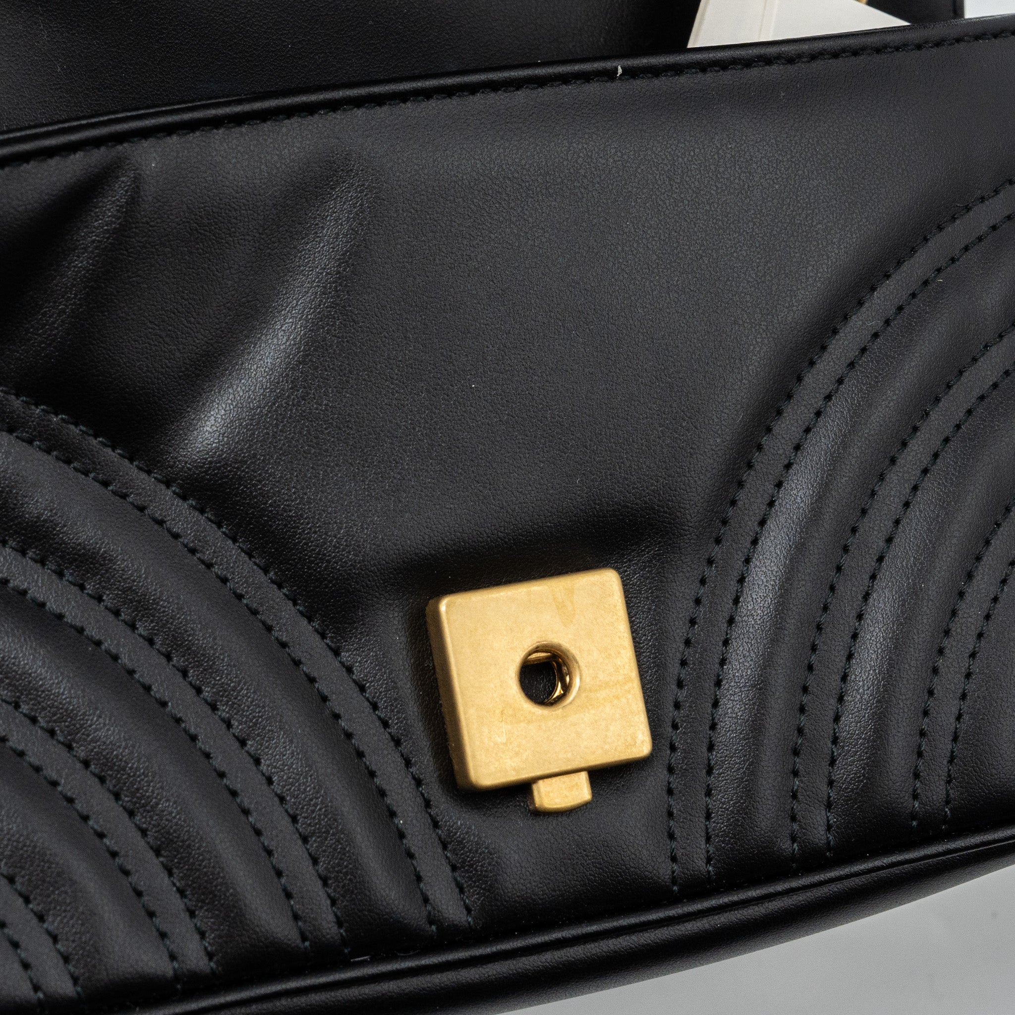 GUCCI MINI GG MARMONT MATELASSE BAG LEATHER BLACK GHW