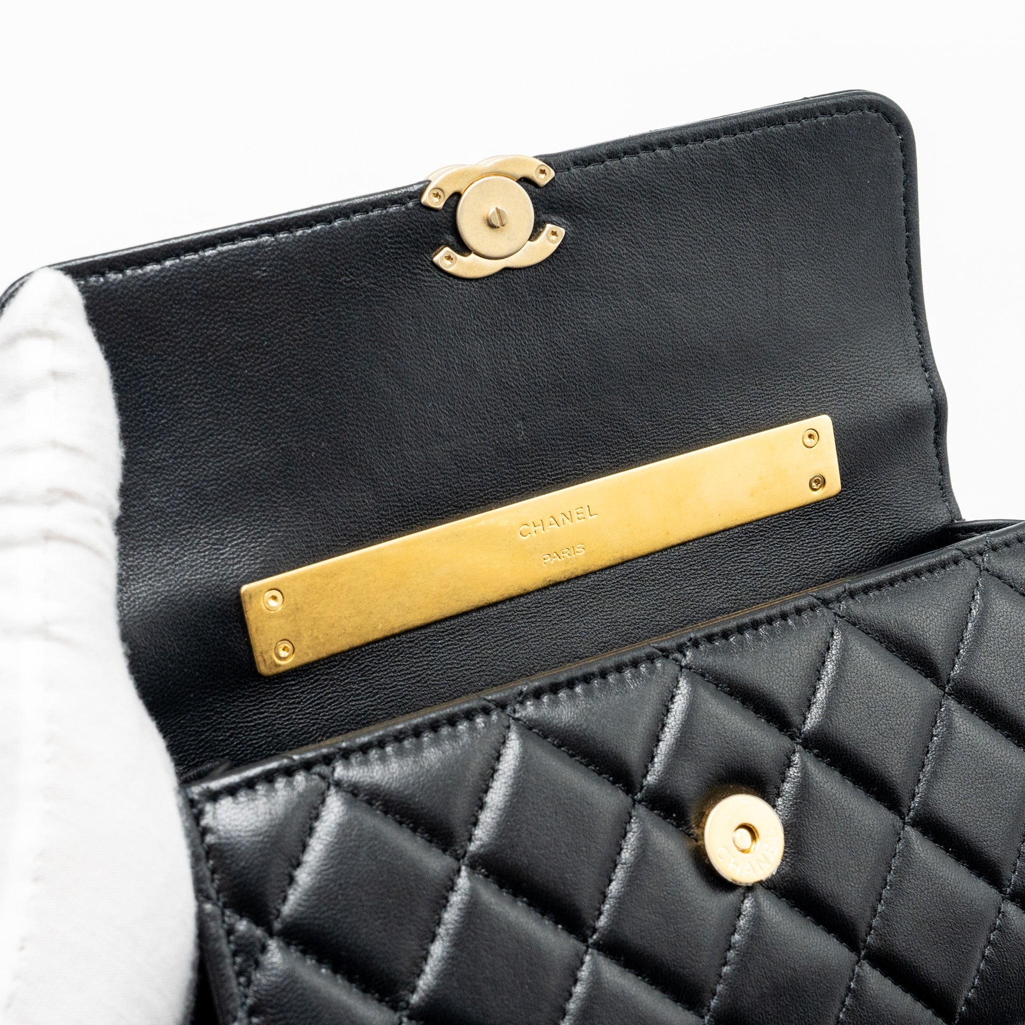 CHANEL 22B ENAMEL TOP HANDLE FLAP BAG LAMBSKIN BLACK GHW (MICROCHIP)