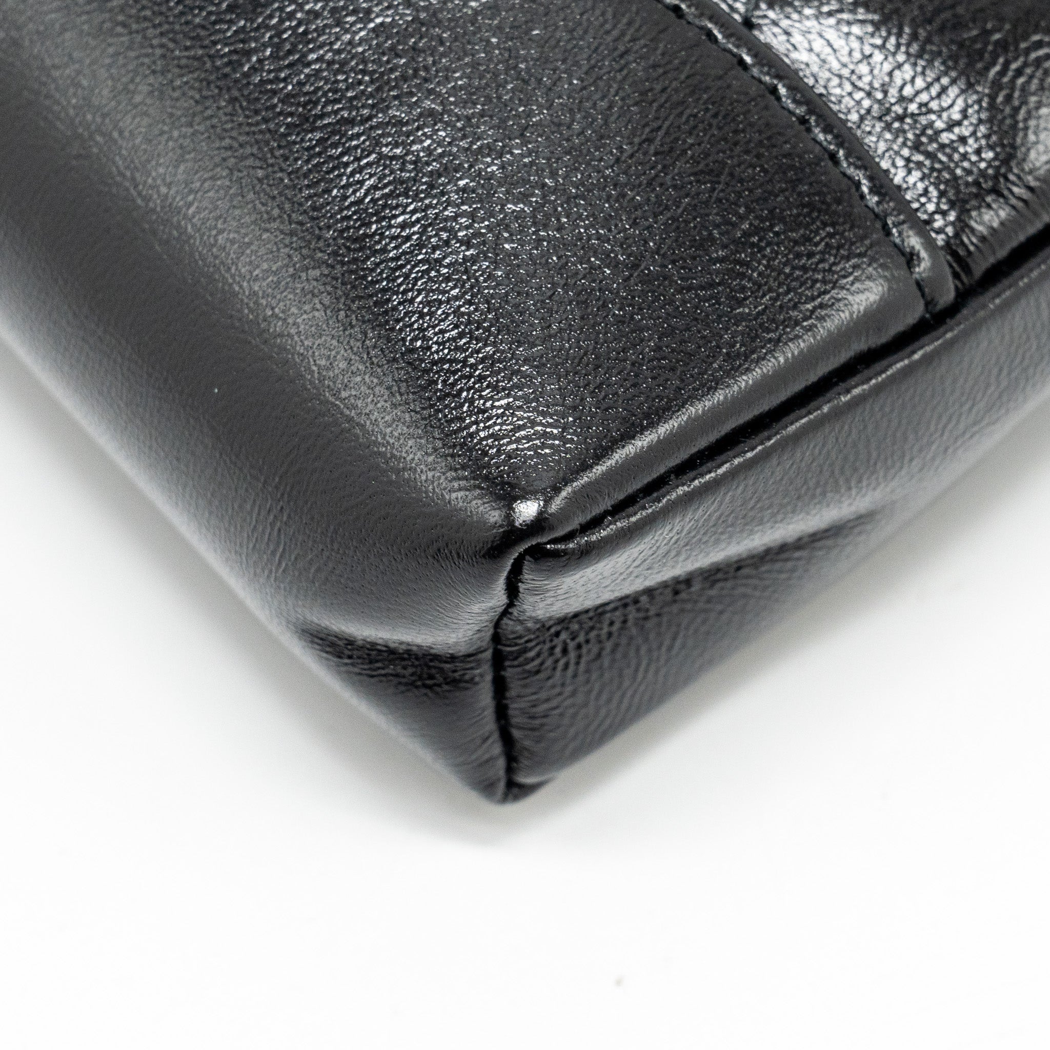 CHANEL MINI 31 CLUTCH WITH CHAIN SHINY CALFSKIN BLACK LGHW (MICROCHIP)