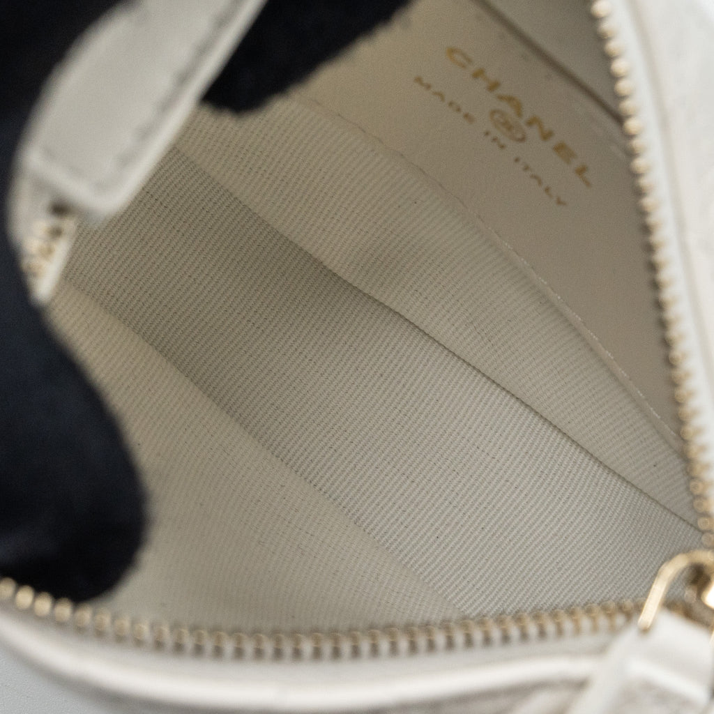 CHANEL 23C ROUND CLUTCH LAMBSKIN WHITE LGHW (MICROCHIP)