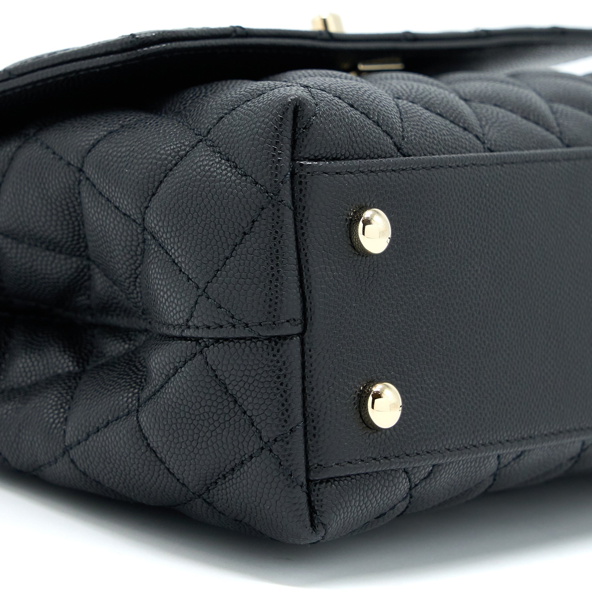 CHANEL COCO HANDLE CAVIAR BLACK LGHW(MICROCHIP)