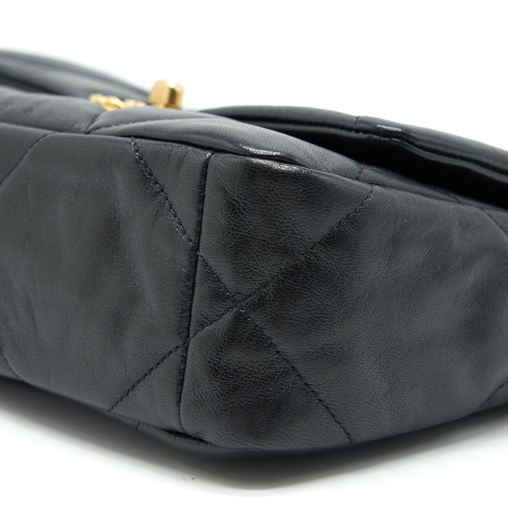 CHANEL 19 SMALL IN BLACK GOATSKIN LEATHER