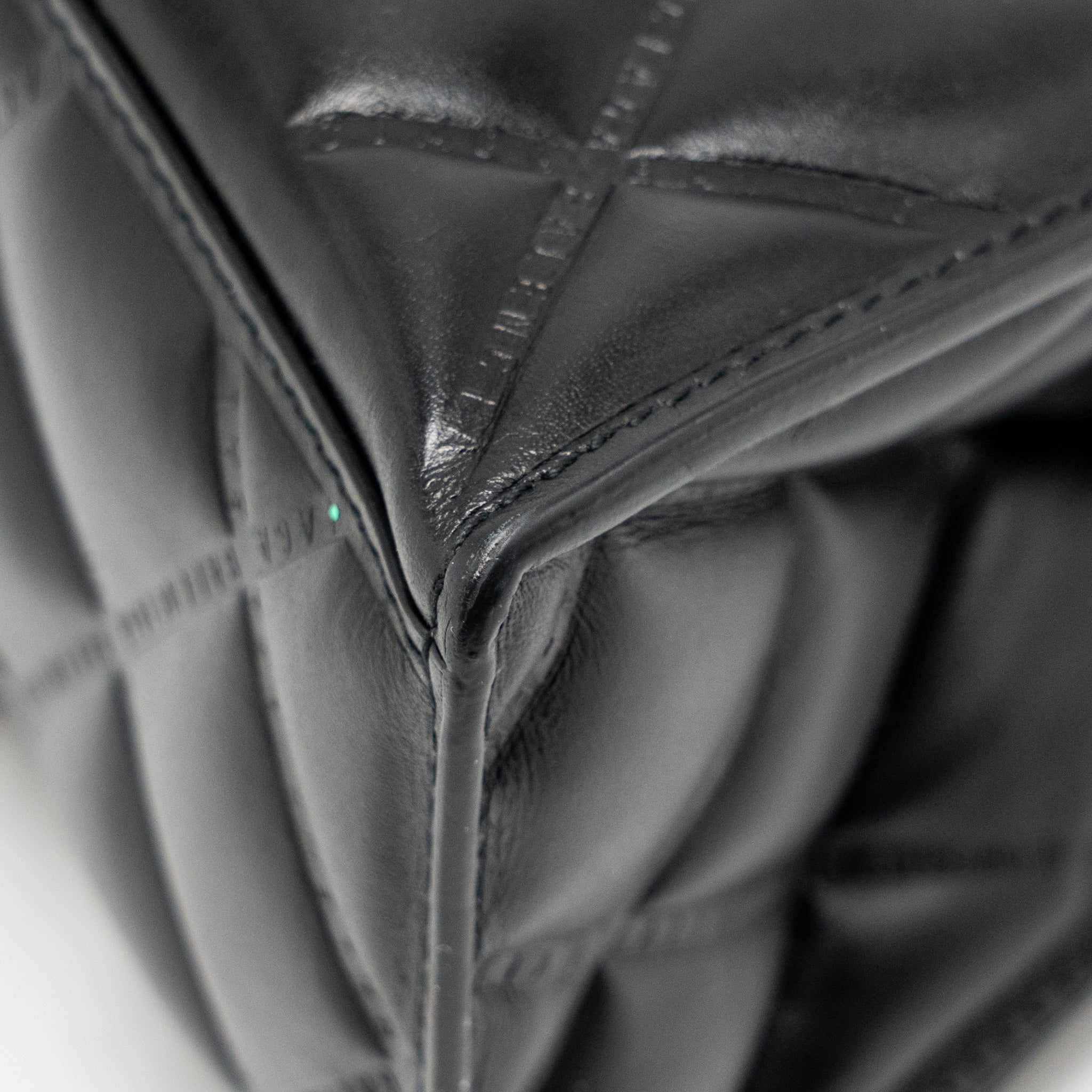BALENCIAGA SMALL HOURGLASS BAG QUILTED CALFSKIN SO BLACK