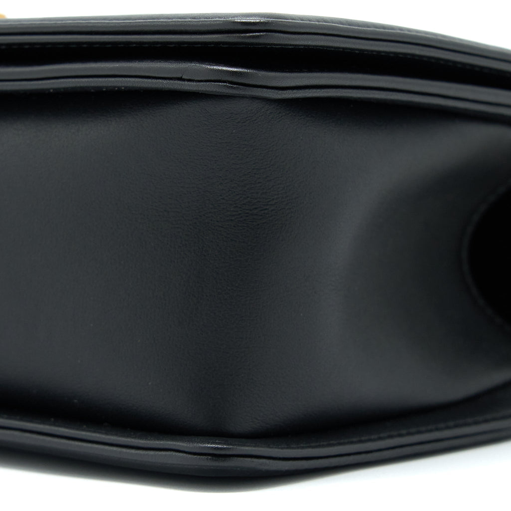 CHANEL MEDIUM BOY BAG CALFSKIN BLACK GHW (MICROCHIP)