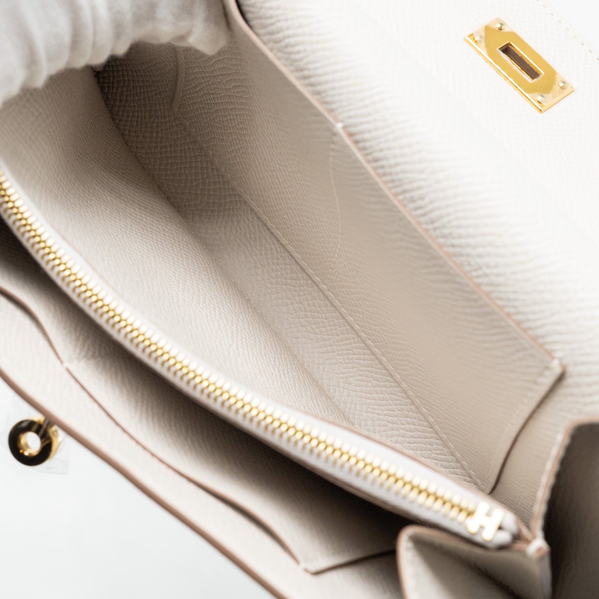 HERMES KELLY TO GO EPSOM GRIS PALE GHW