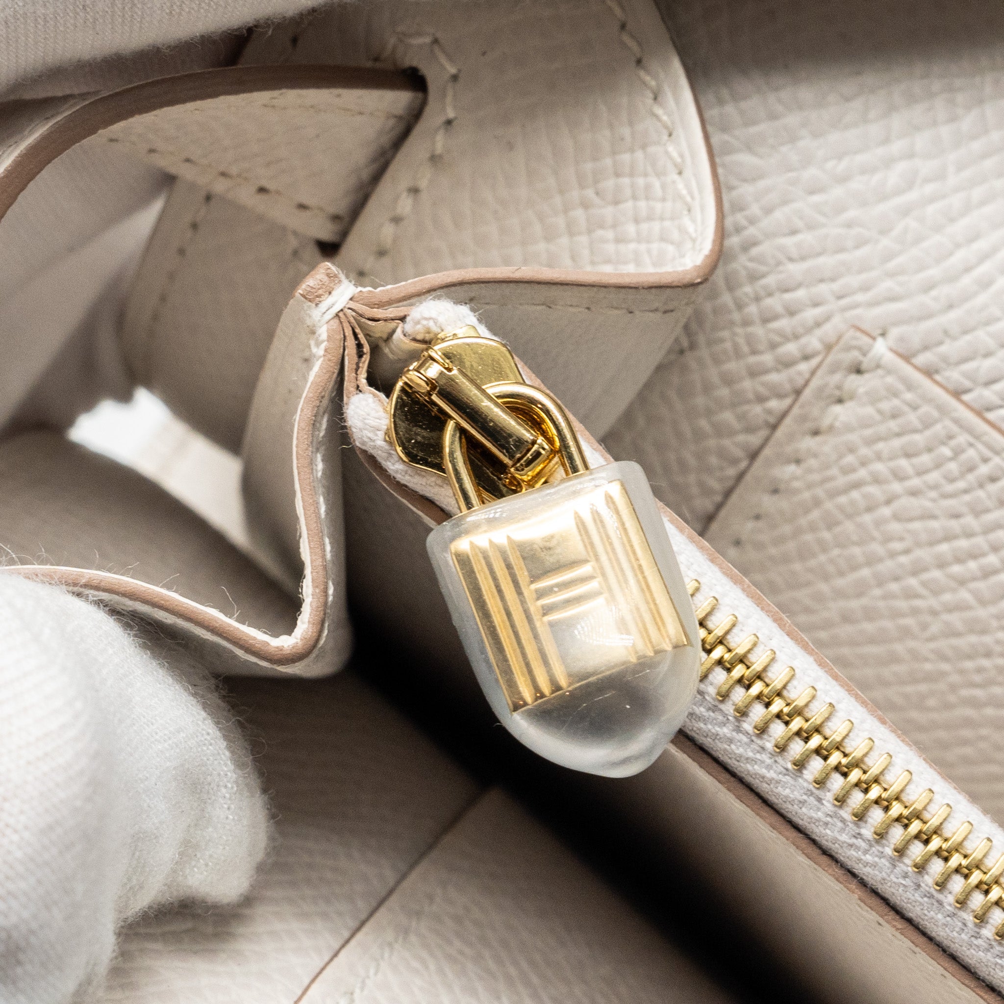 HERMES KELLY TO GO EPSOM GRIS PALE GHW