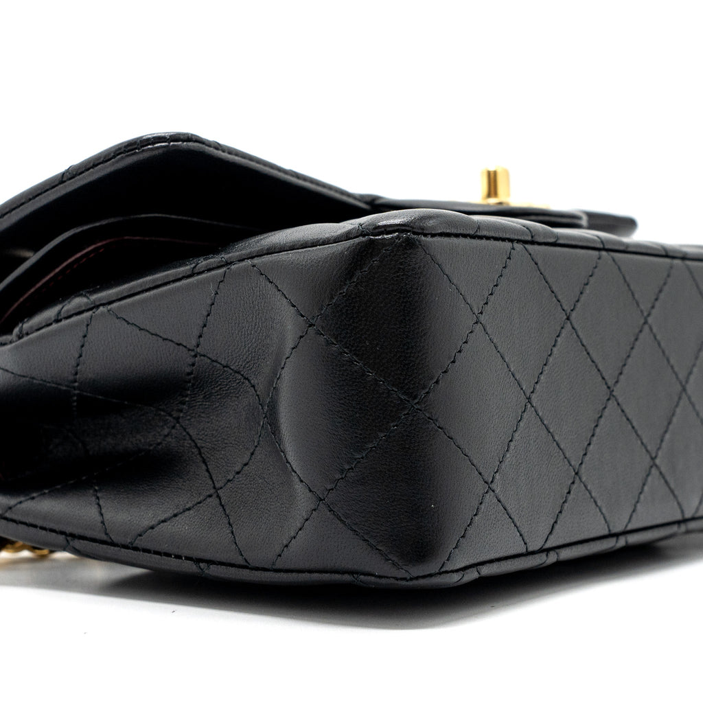 CHANEL SMALL CLASSIC DOUBLE FLAP LAMBSKIN BLACK GHW (MICROCHIP)