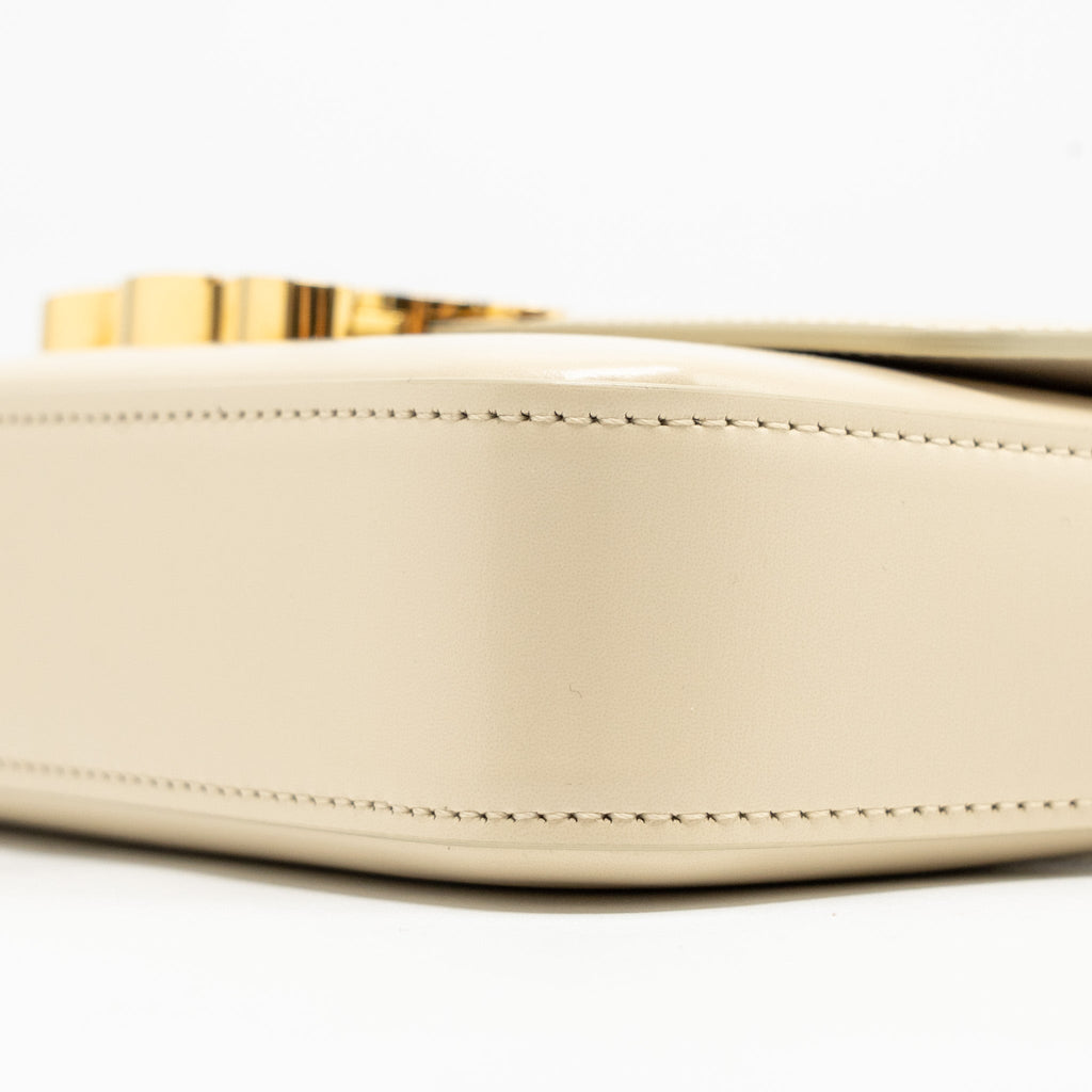 CELINE TRIOMPHE SHOUDER BAG SHINY CALFSKIN IVORY GHW