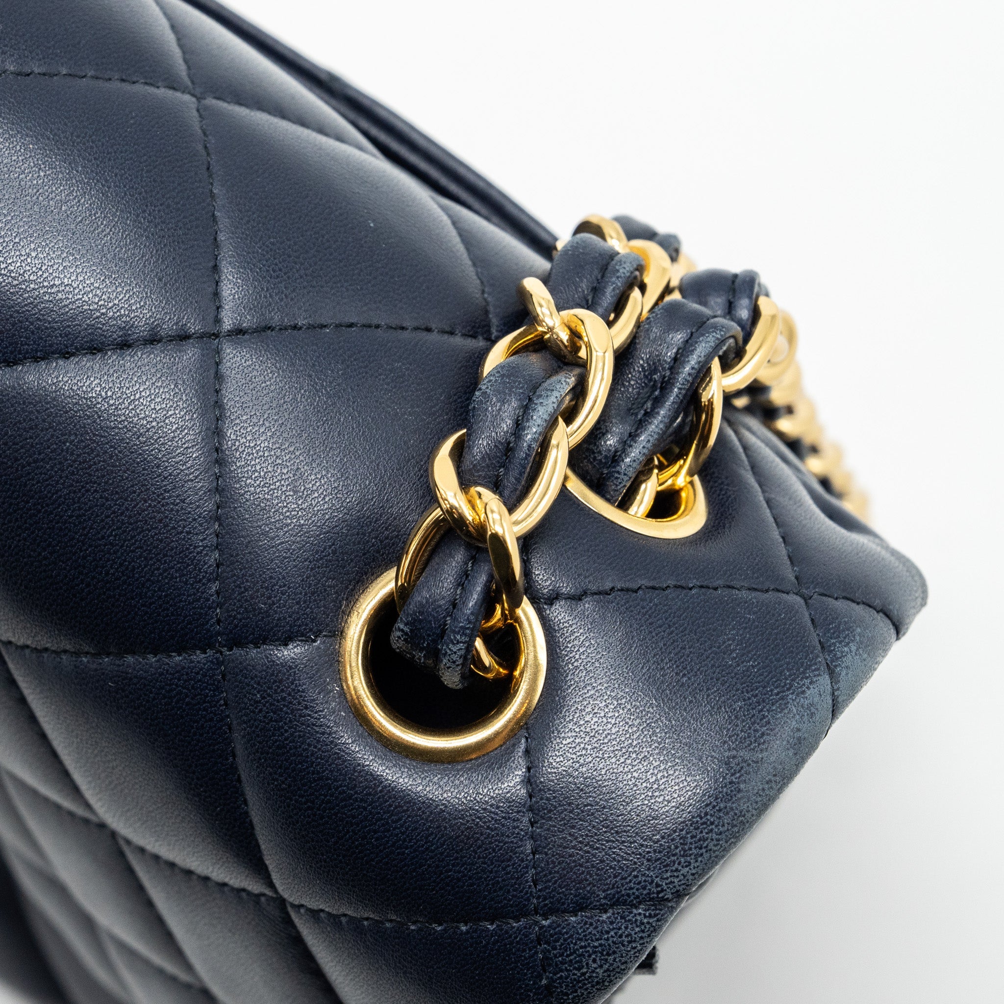 CHANEL JUMBO CLASSIC DOUBLE FLAP LAMBSKIN NAVY GHW