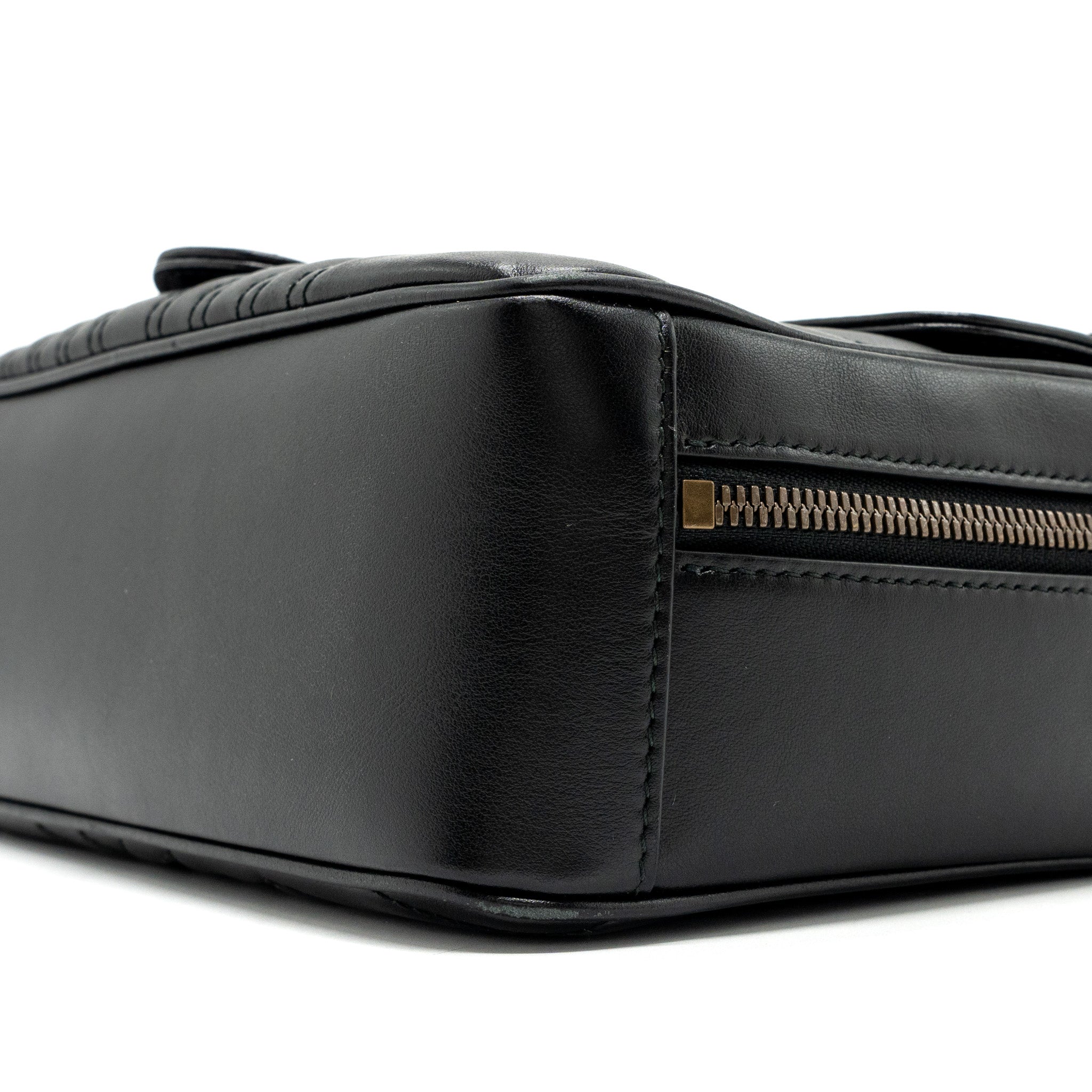 GUCCI GG MARMONT MATELASSE SHOULDER BAG CALFSKIN BLACK GHW