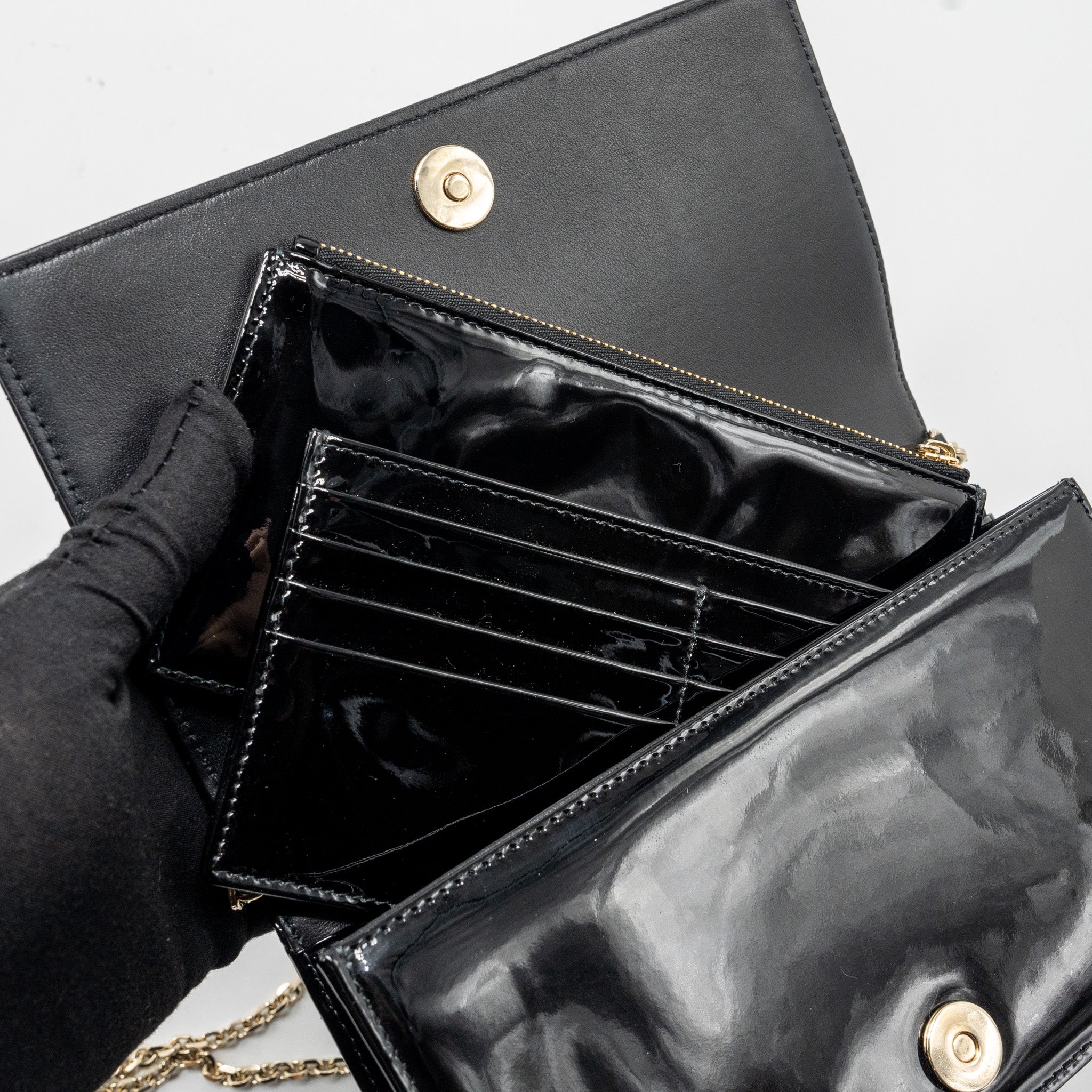 DIOR LADY DIOR POUCH WALLET ON CHAIN PATENT BLACK LGHW