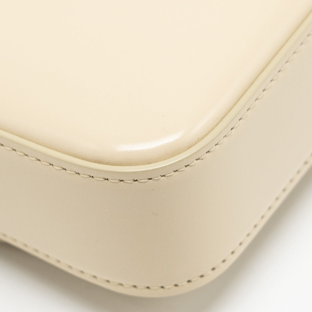 CELINE TRIOMPHE SHOUDER BAG SHINY CALFSKIN IVORY GHW