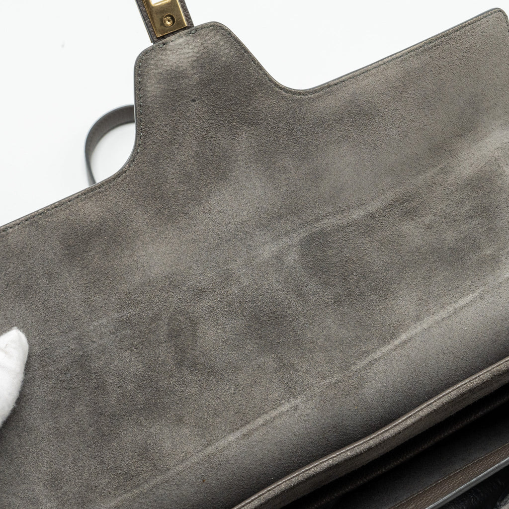 CELINE MEDIUM SOFT 16 BAG GRAINED CALFSKIN GREY GHW