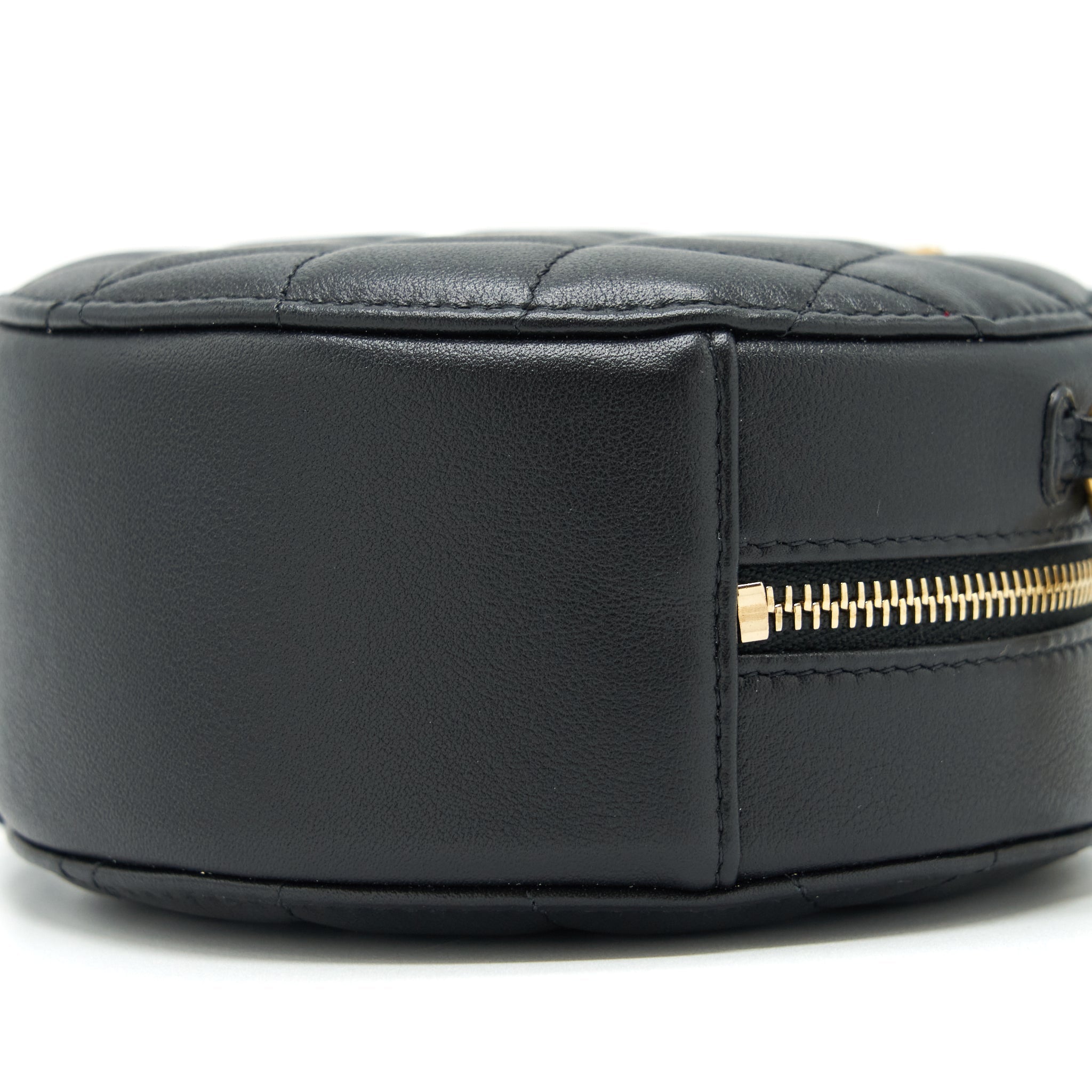 CHANEL PEARL ROUND CLUTCH WITH CHAIN CALFSKIN BLACK GHW